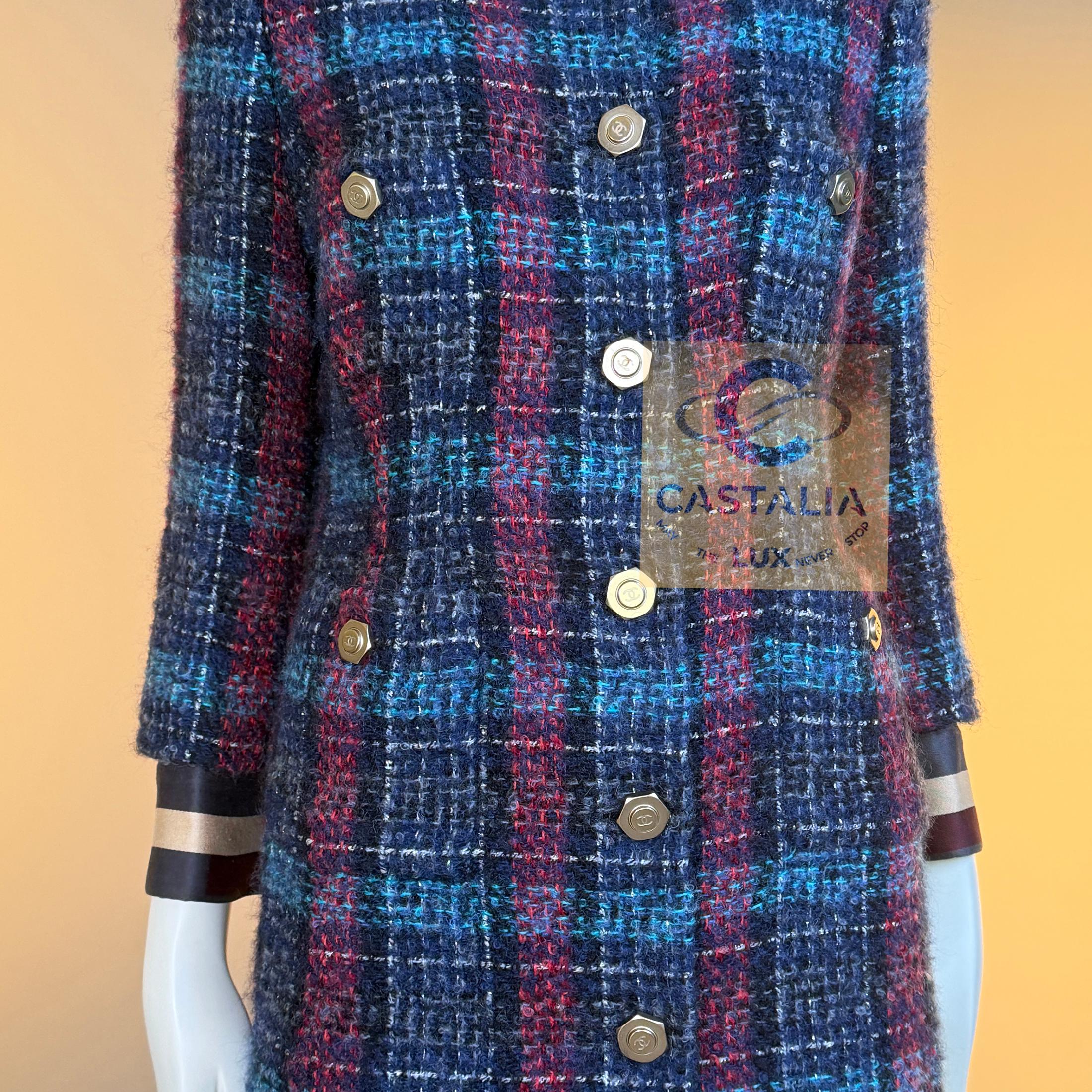 CHANEL París / Hamburgo Chaqueta de tweed de pasarela 38 FR en venta 1