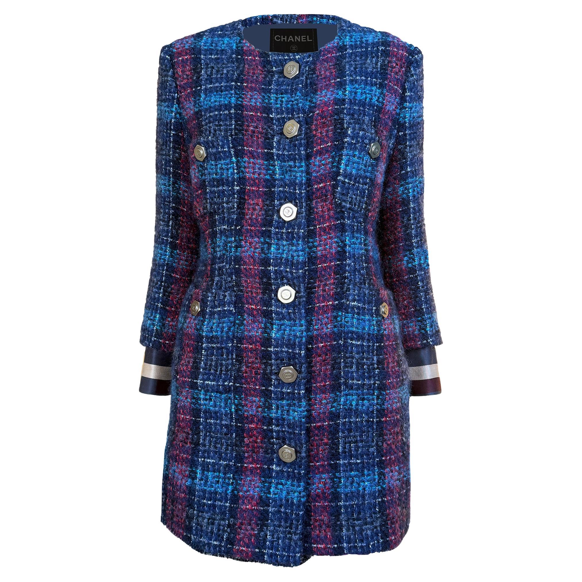 CHANEL Paris / Hamburg Runway Tweed Jacket 42 FR