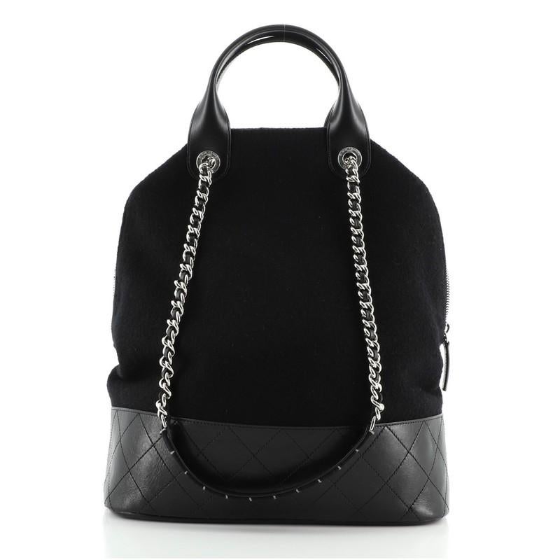 Chanel Paris-Hamburg Tote Bestickte Wolle mit gestepptem Kalbsleder Groß im Zustand „Gut“ in NY, NY