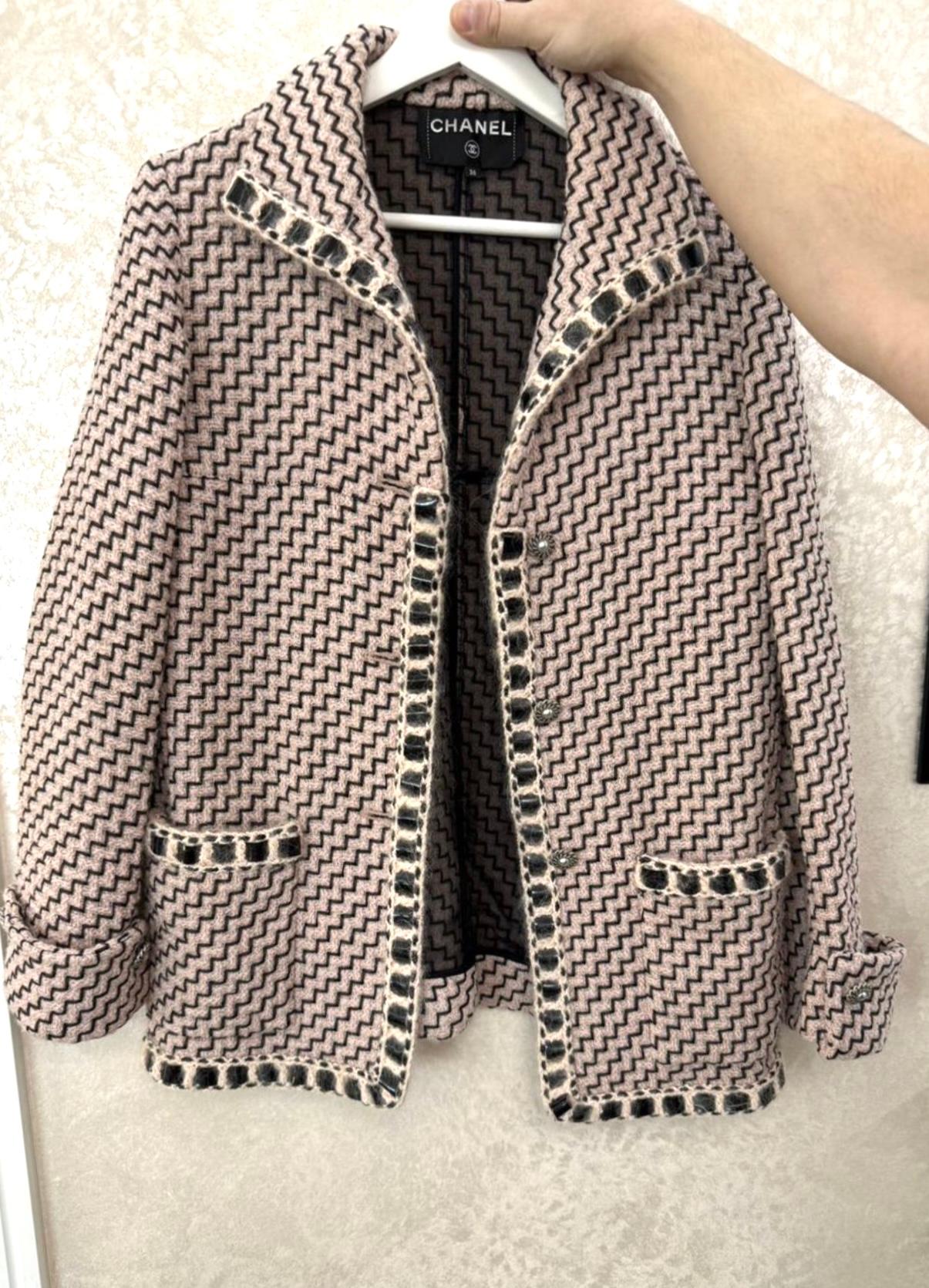Chanel Paris in Rome Runway Tweed and Lace Jacket For Sale 5
