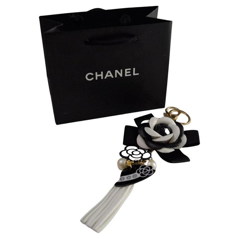 Chanel 'Paris' Keychain, Chanel VIP with Bag For Sale at 1stDibs
