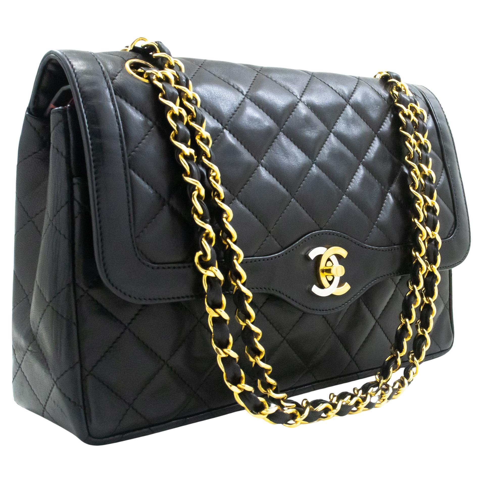 CHANEL Paris Limited Chain Umhängetasche mit Kette Schwarze und gesteppter doppelter Klappe