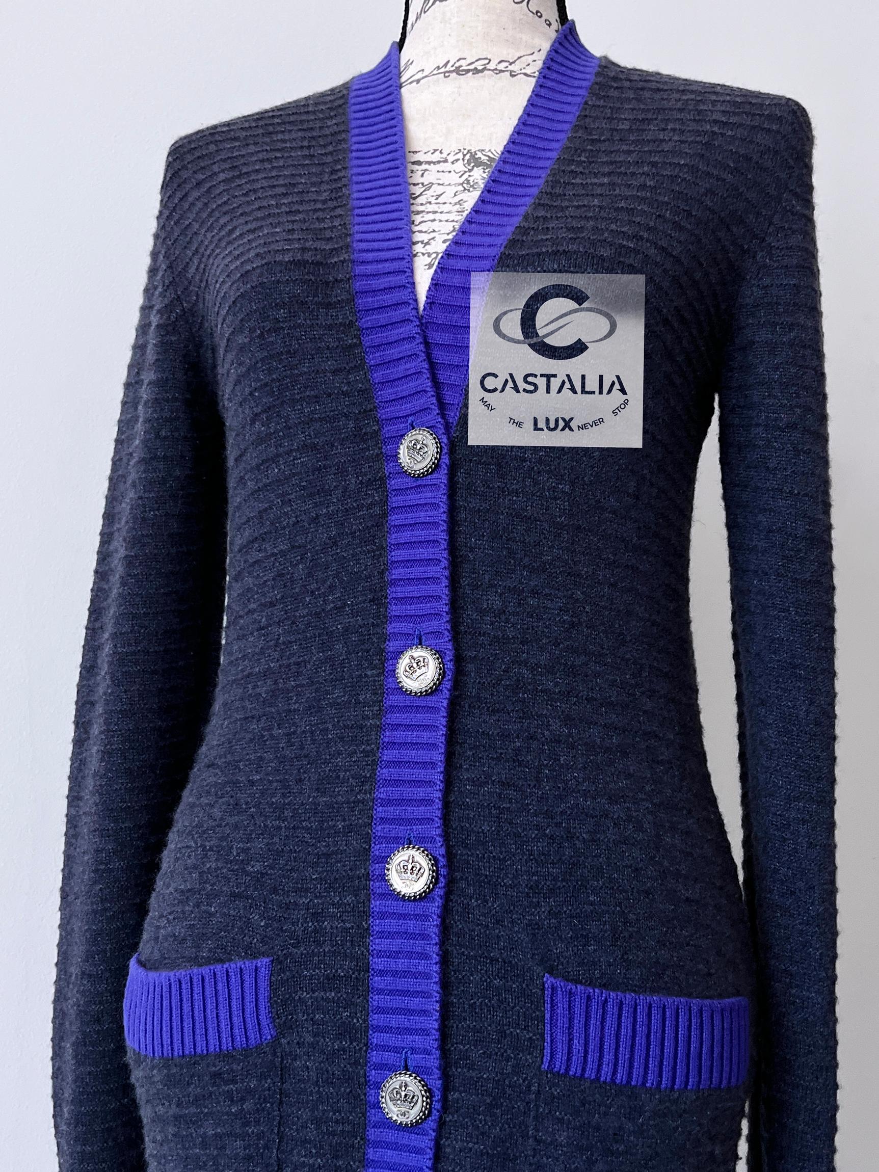 Chanel Paris / London CC Crown Buttons Cashmere Cardigan 36 FR 5