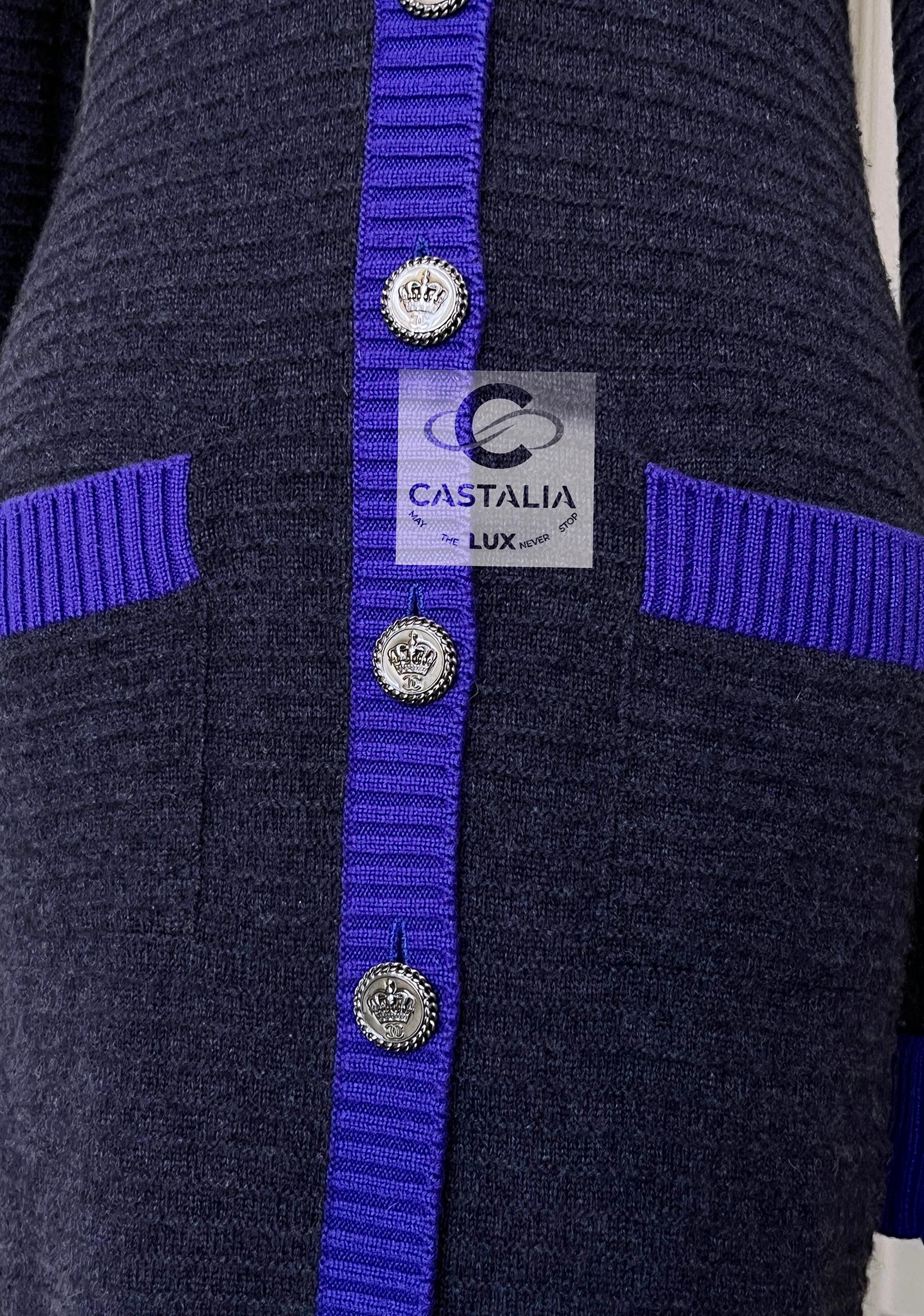 Chanel Paris / London CC Crown Buttons Cashmere Cardigan 36 FR 6