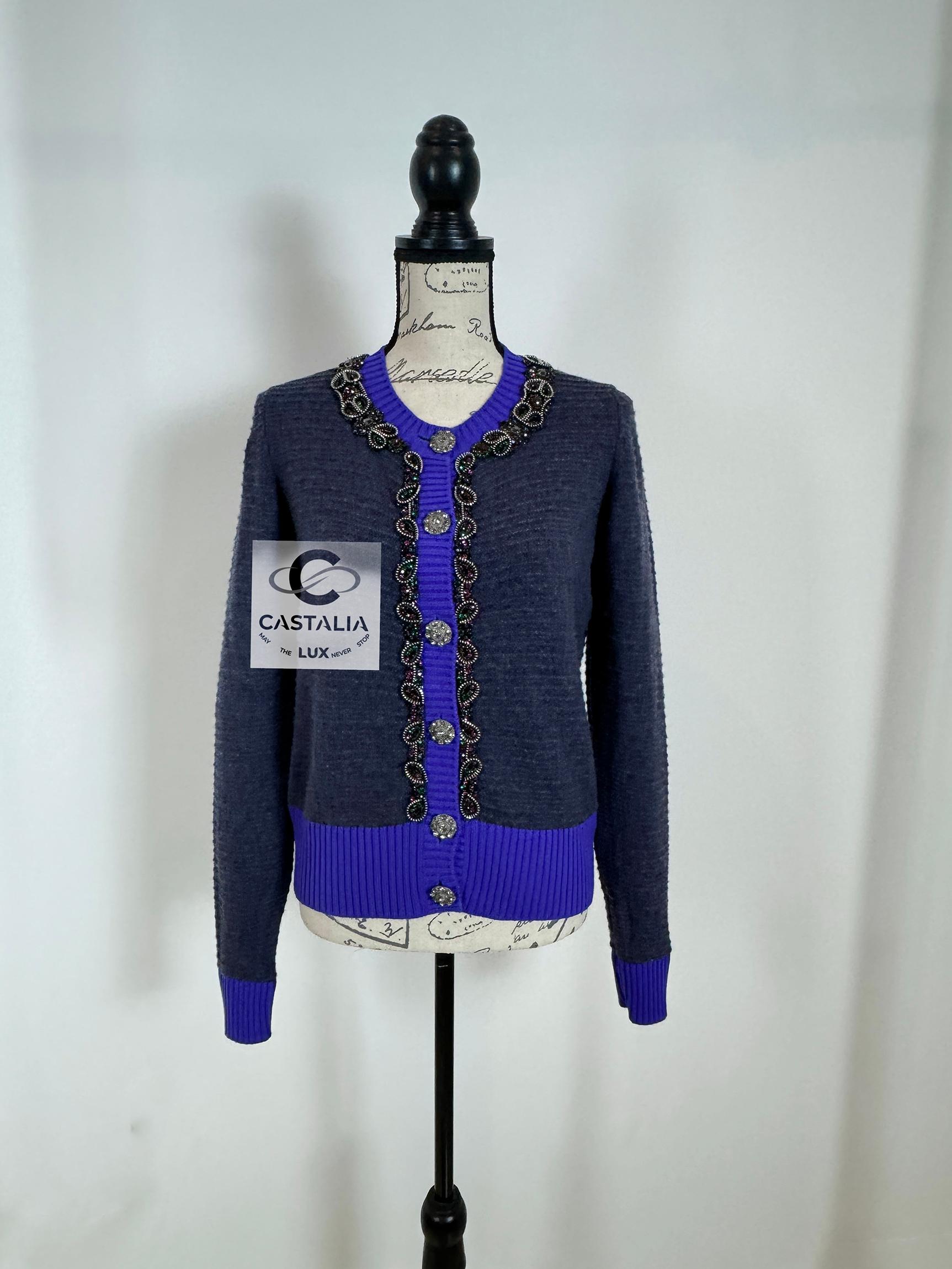 Chanel Paris / London Cardigan Jewell 40 FR 5