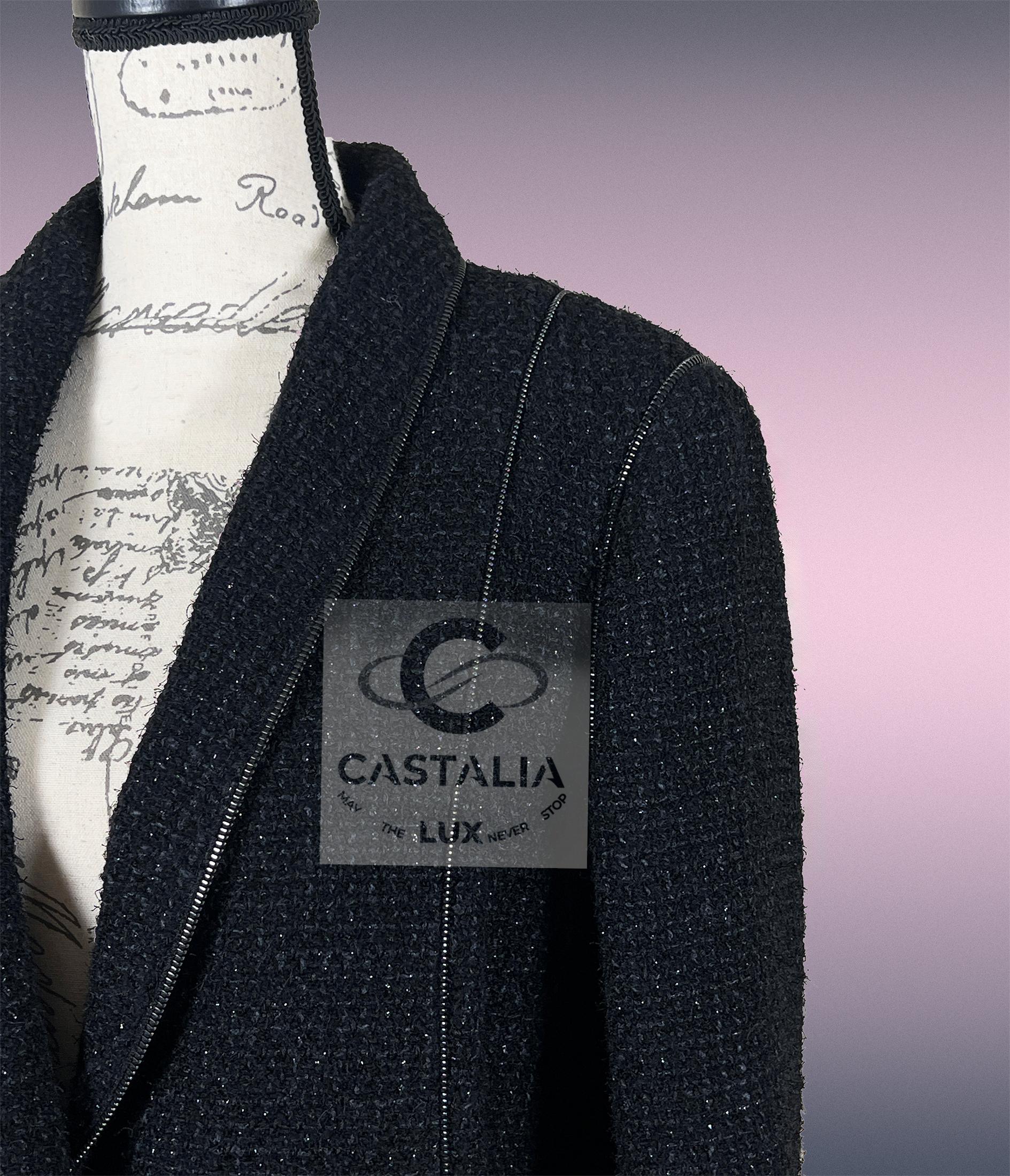 CHANEL Paris / London Rebellion Icon Black Jacket 40 FR en vente 14