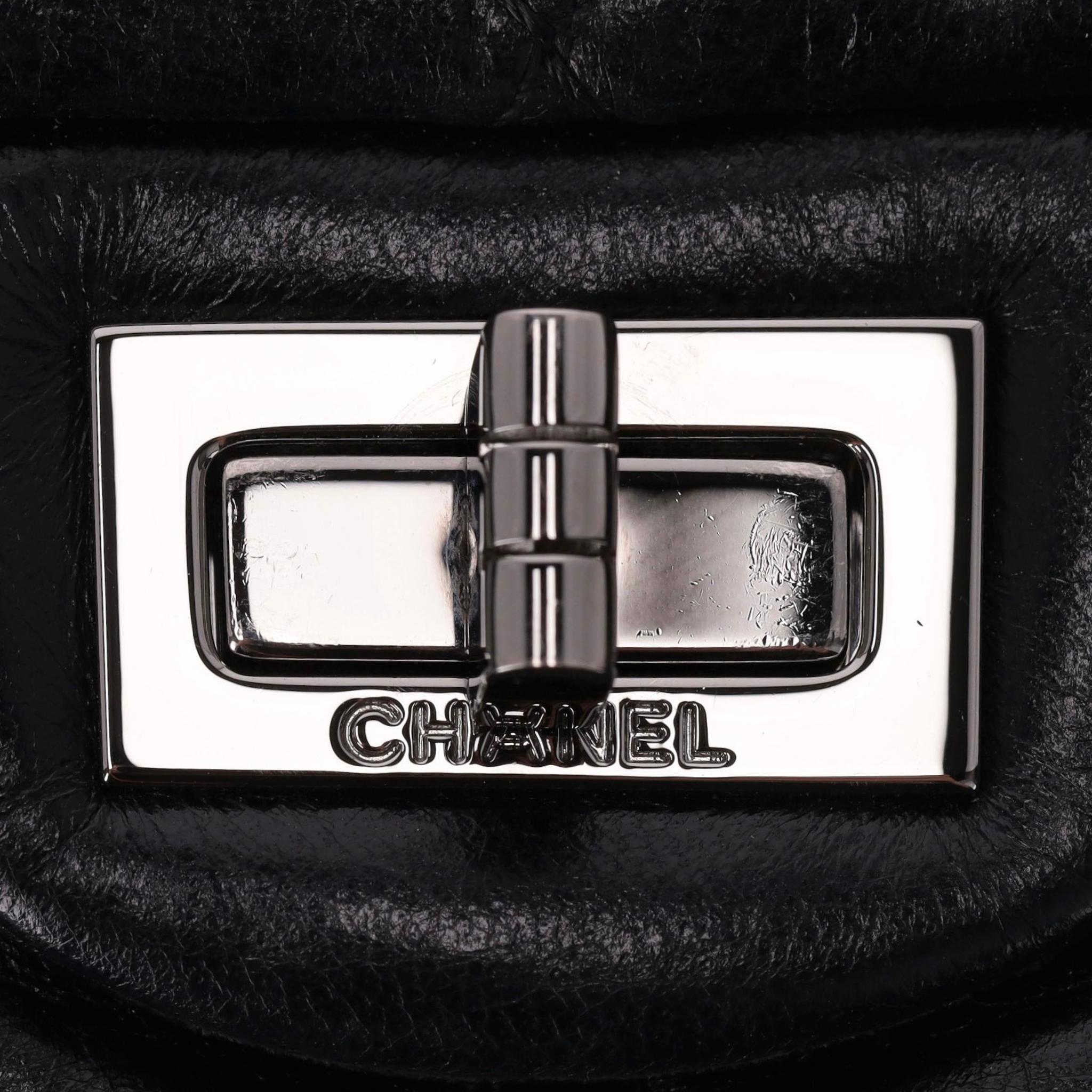Chanel Paris-Londres Limited Edition 2.55 Reissue Beaded Bag 5
