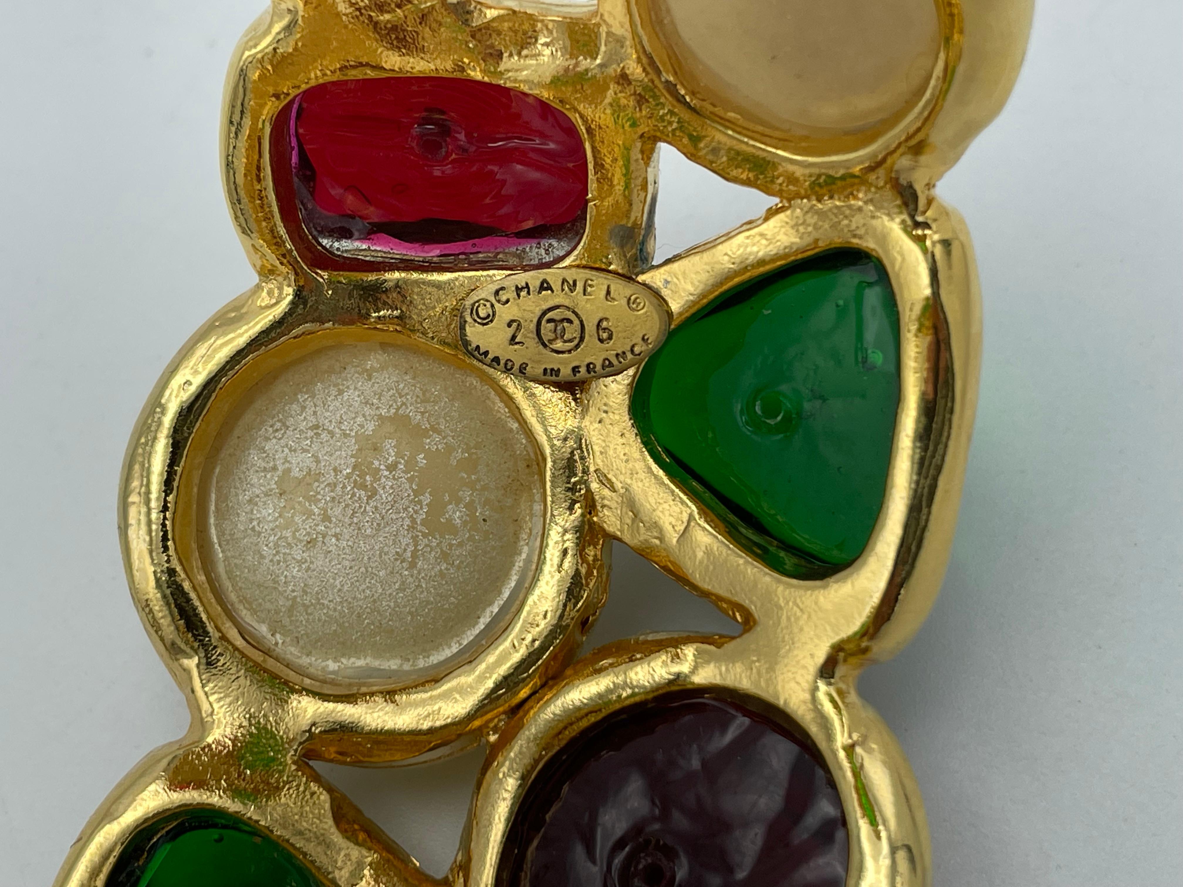 CHANEL PARIS Maison Gripoix poured glass crystal cuff/bracelet, gold plated 1990 In Good Condition For Sale In Stuttgart, DE
