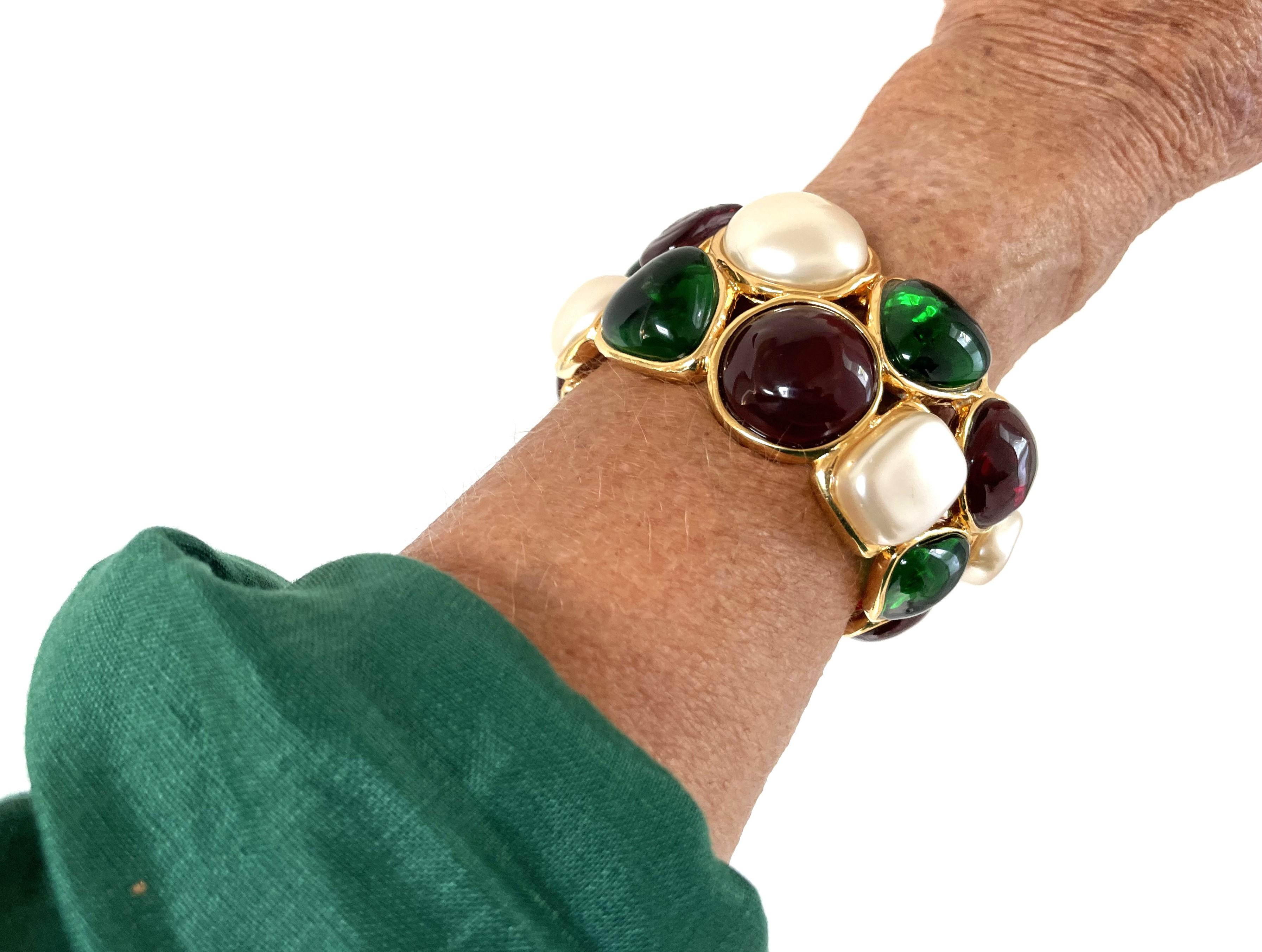 Manchette/bracelet en cristal coulé Maison Gripoix CHANEL PARIS, plaqué or 1990 en vente 2