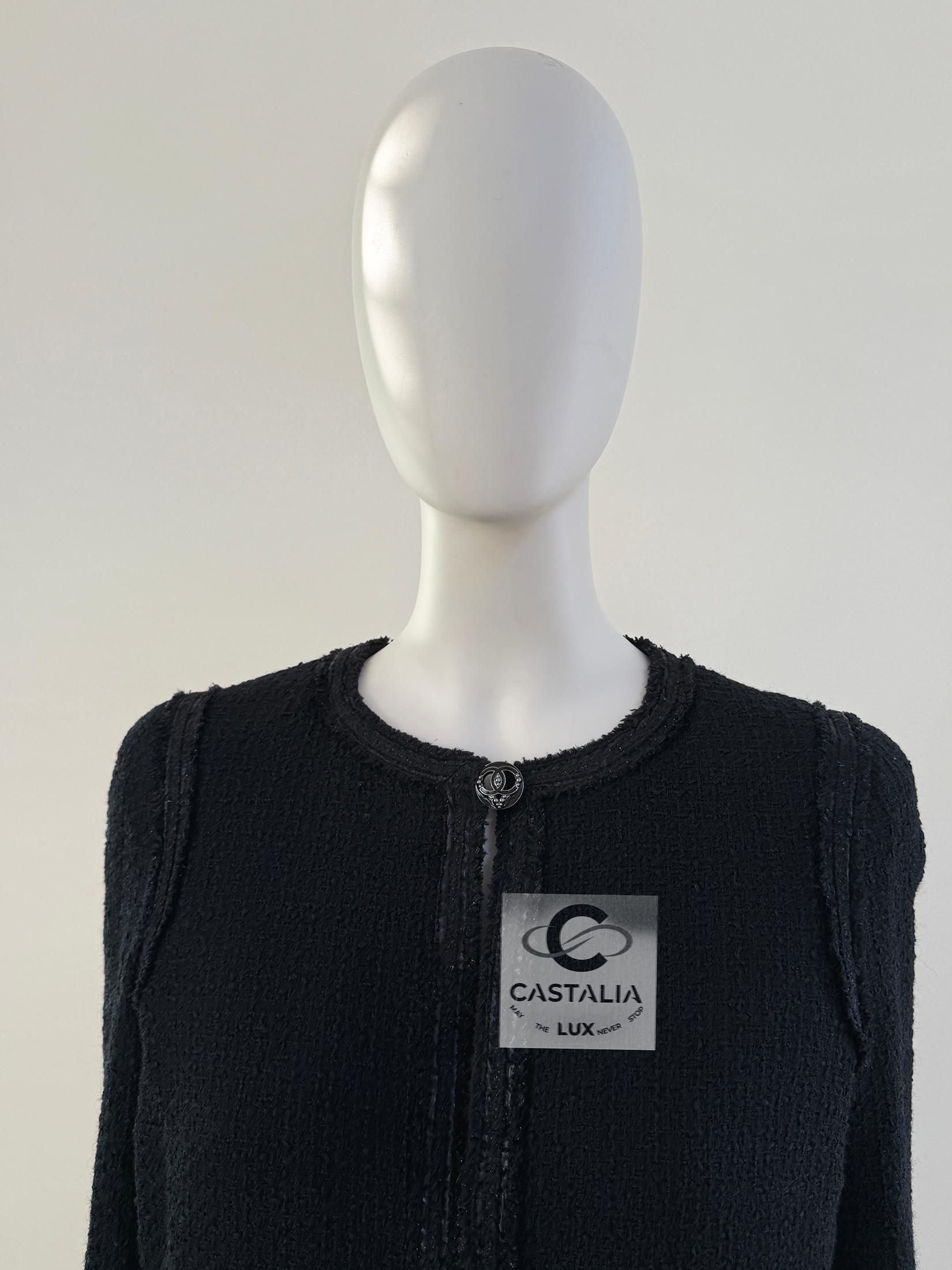 Femenino o masculino Chanel París / Miami CC Corazón Parches Chaqueta de tweed negro en venta