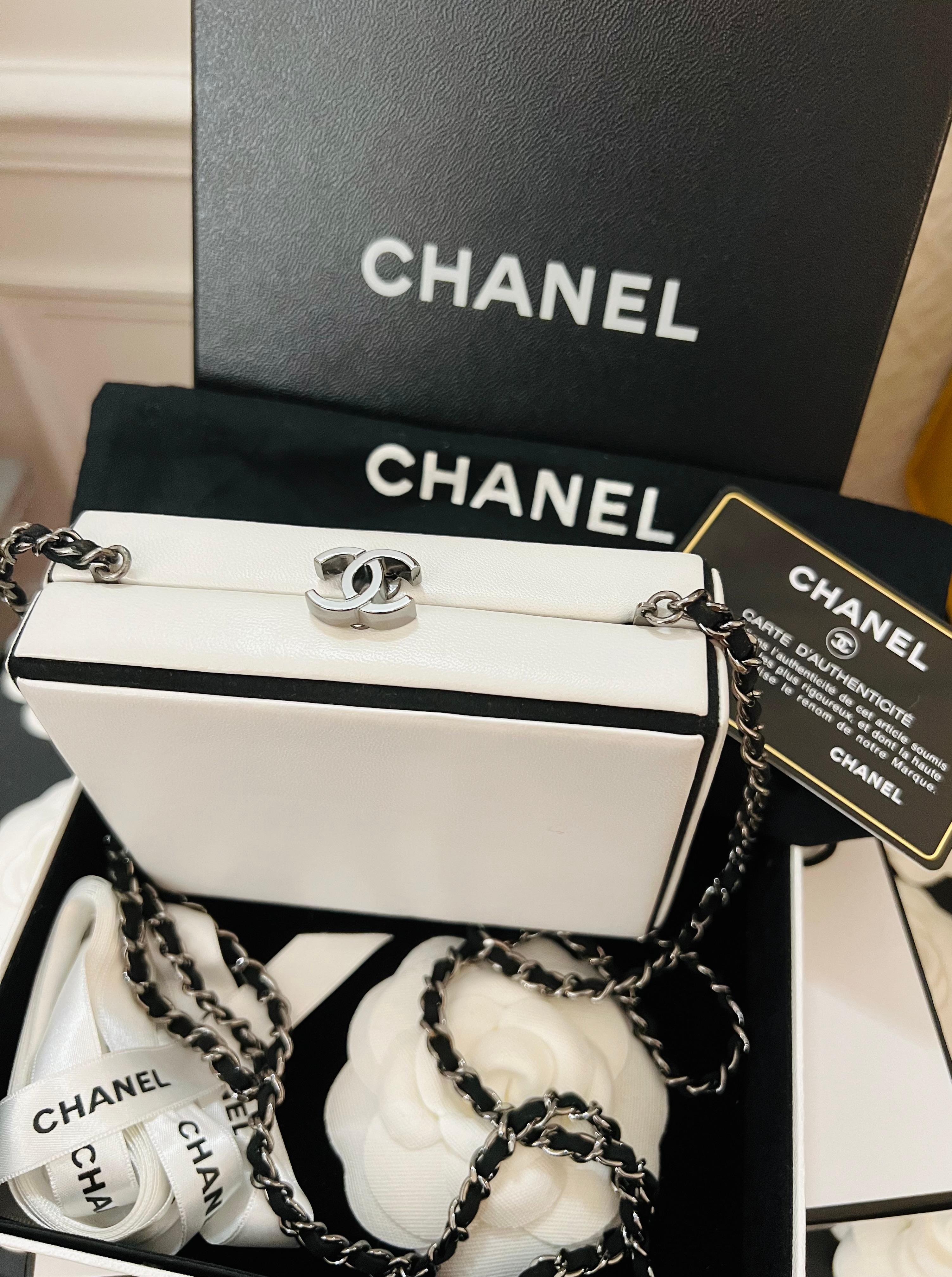 Women's Chanel Paris Miami Cruise 2009 box clutch bag