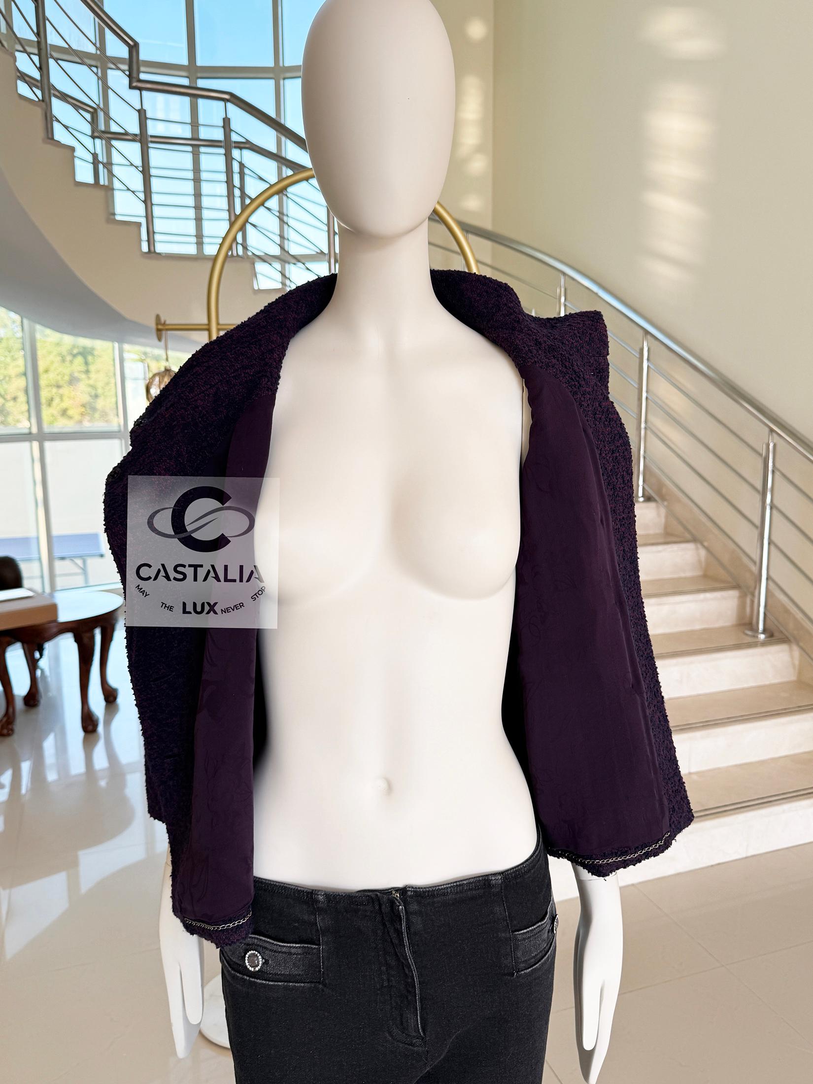 Chanel Paris / Monaco CC Buttons Boucle Tweed Jacket 34 FR For Sale 6