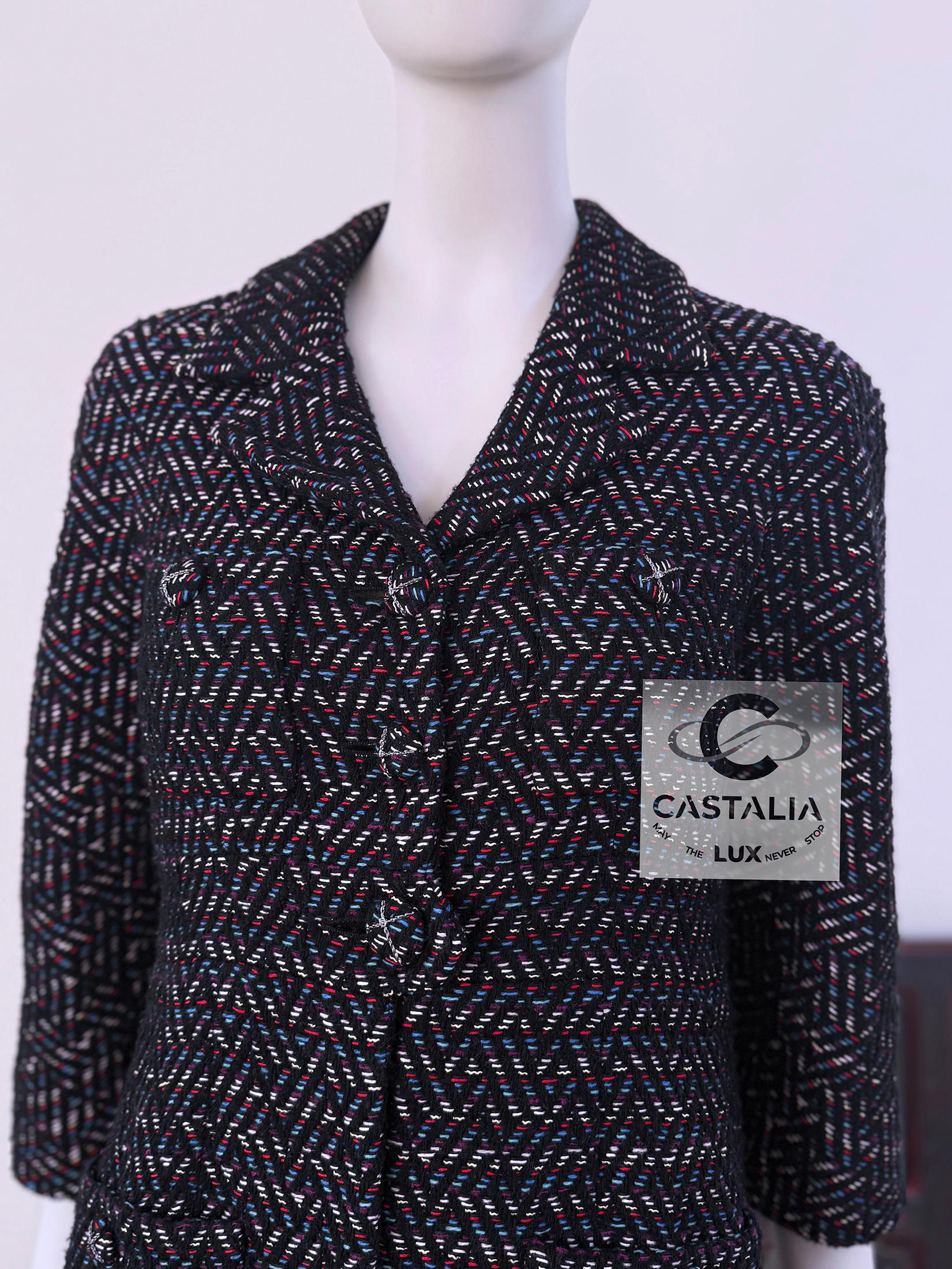 Women's or Men's Chanel Paris / Monaco CC Buttons Lesage Tweed Jacket 34 FR