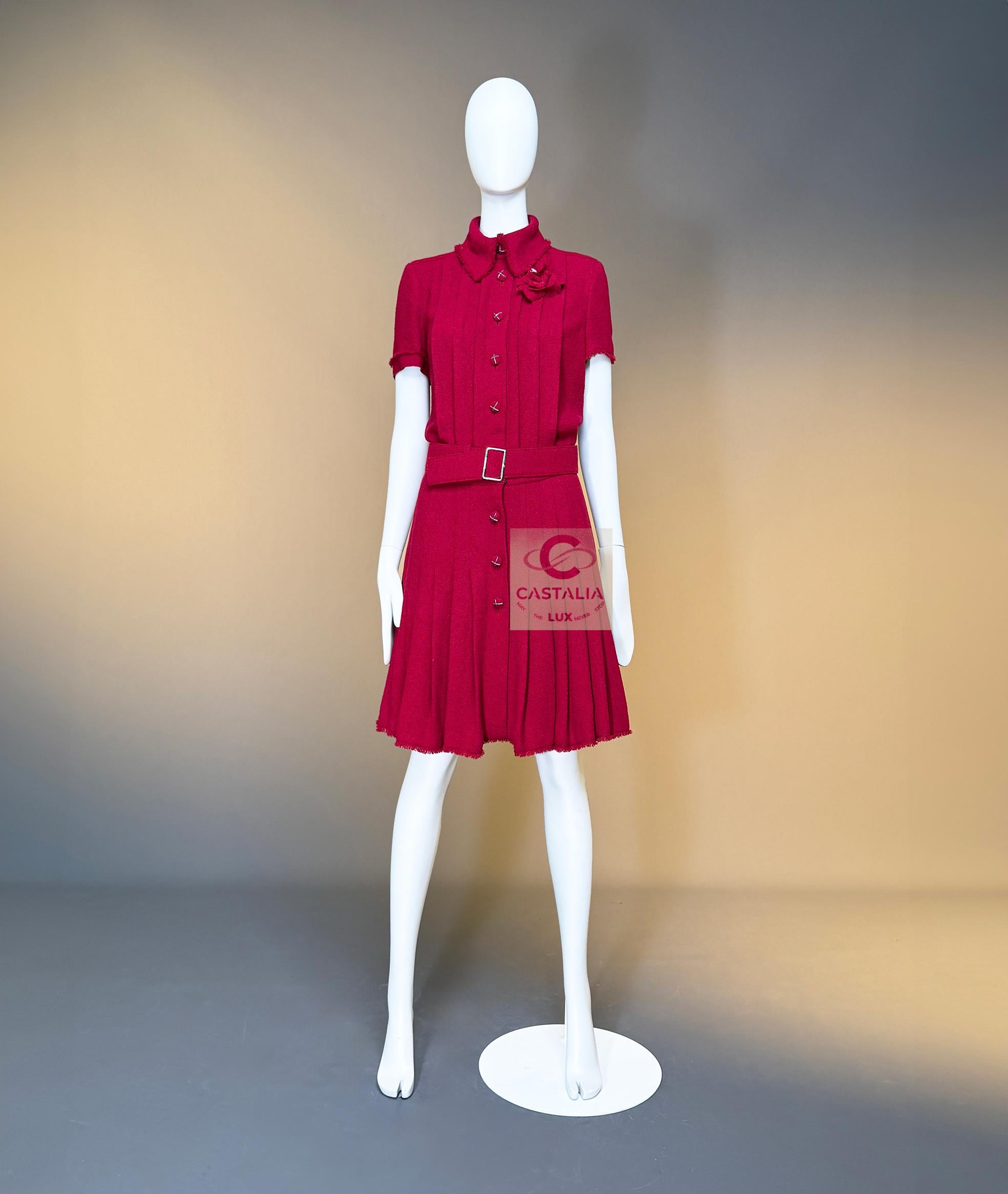 Chanel Paris / Monte-Carlo Iconic Burgundy Tweed Dress 38 FR For Sale 5