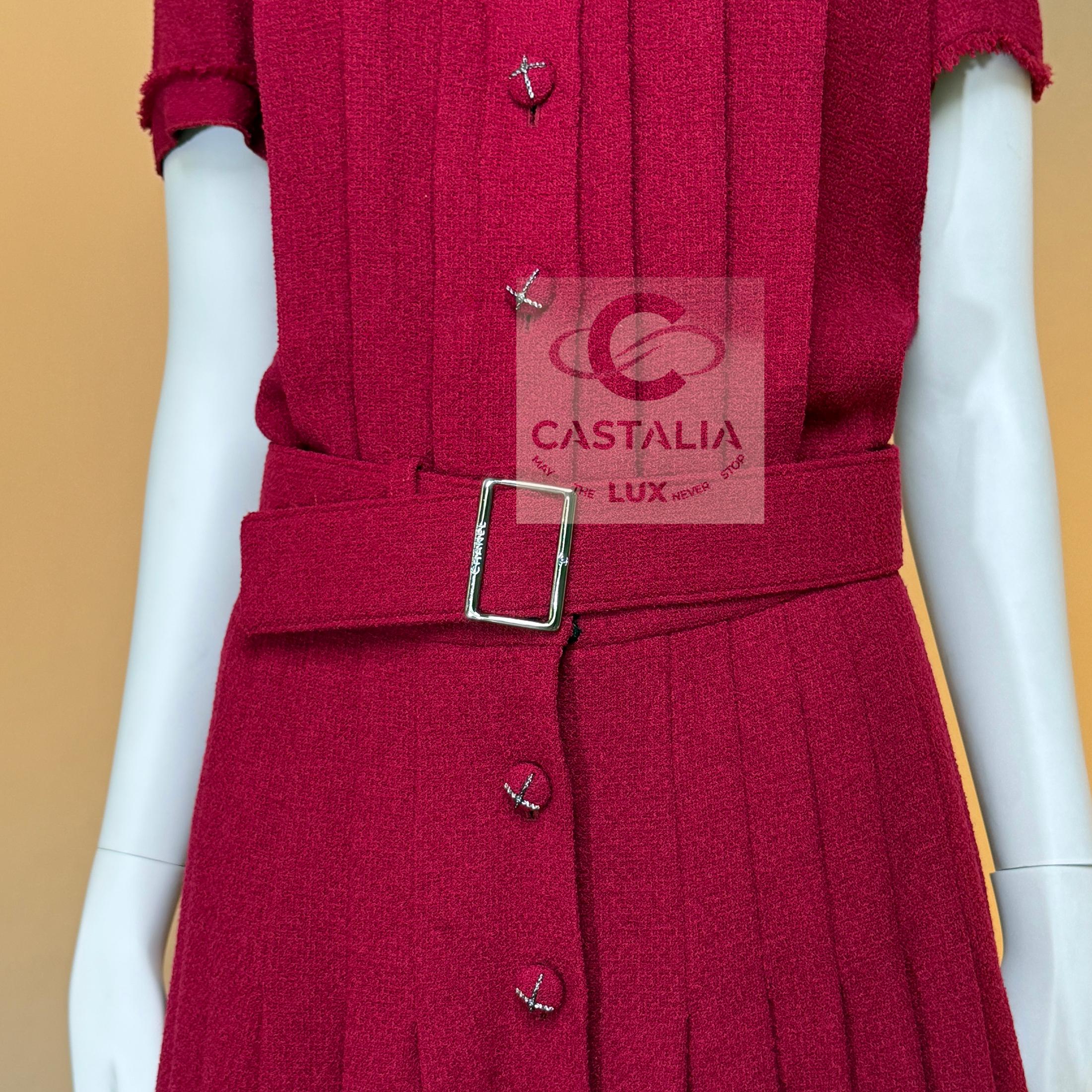 Chanel Paris / Monte-Carlo Iconic Burgundy Tweed Dress 38 FR For Sale 6