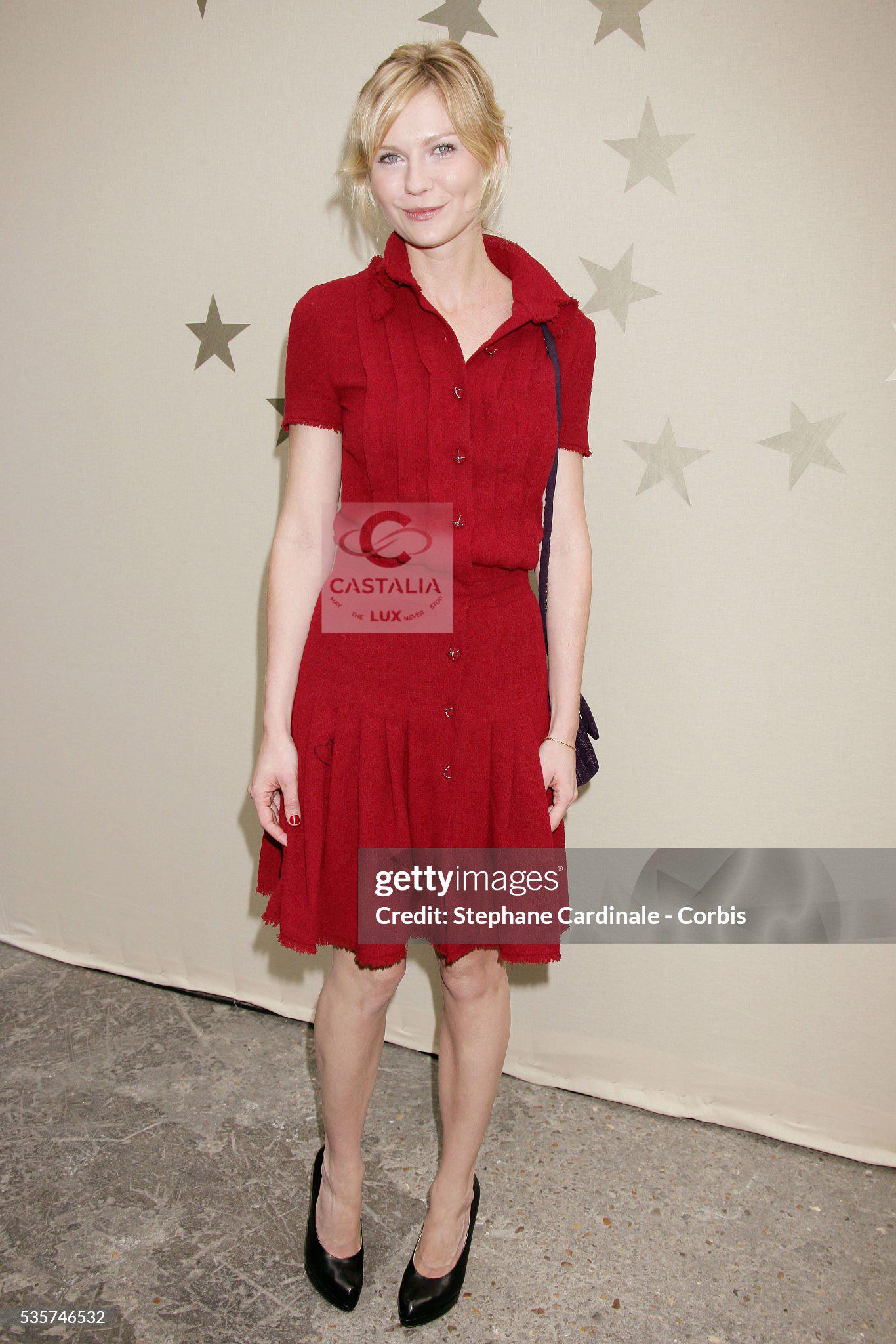 Red Chanel Paris / Monte-Carlo Iconic Burgundy Tweed Dress 38 FR For Sale
