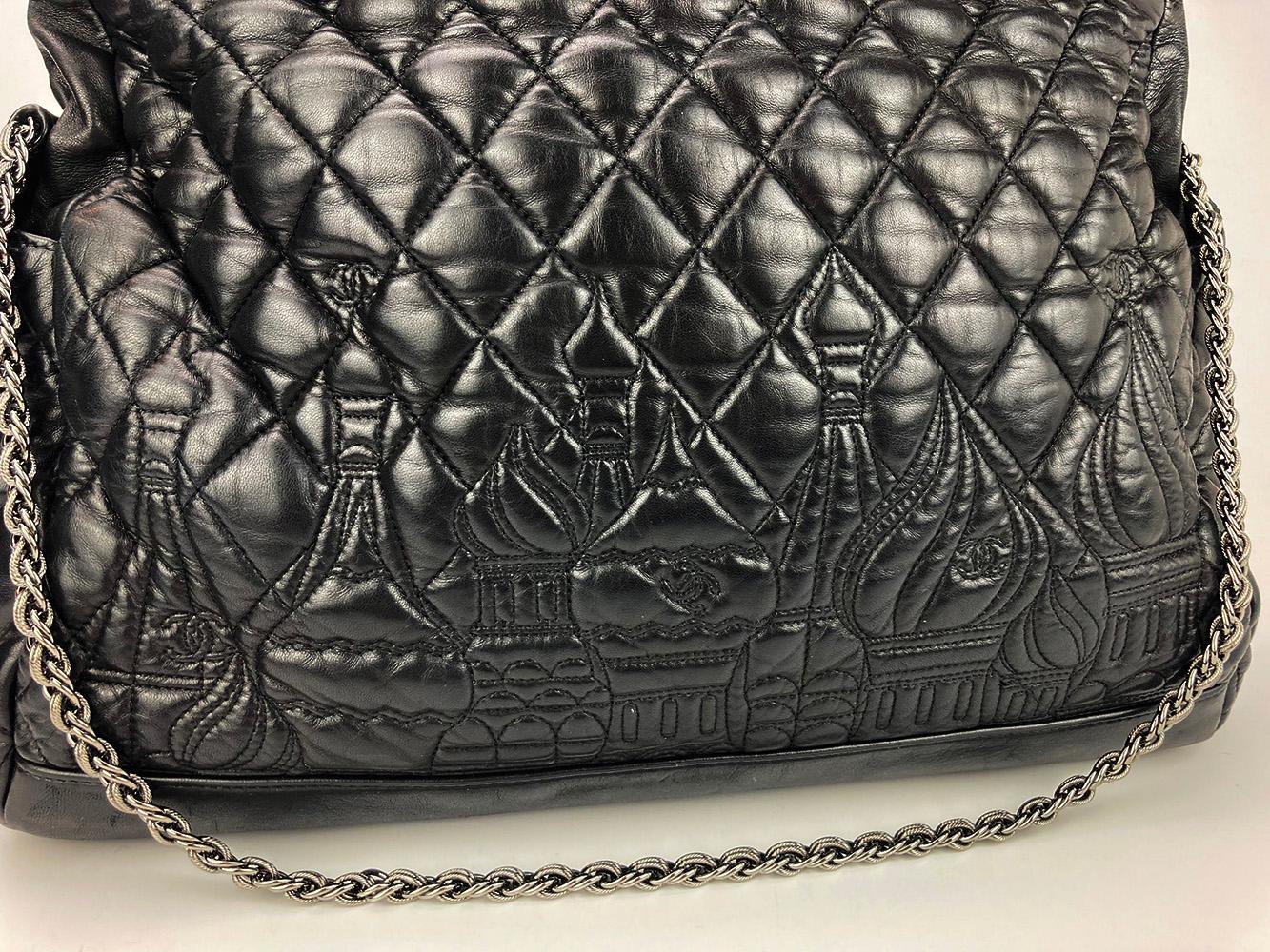 Chanel Paris-Moscow Red Square Kremlin Large Shoulder Bag In Excellent Condition In Philadelphia, PA