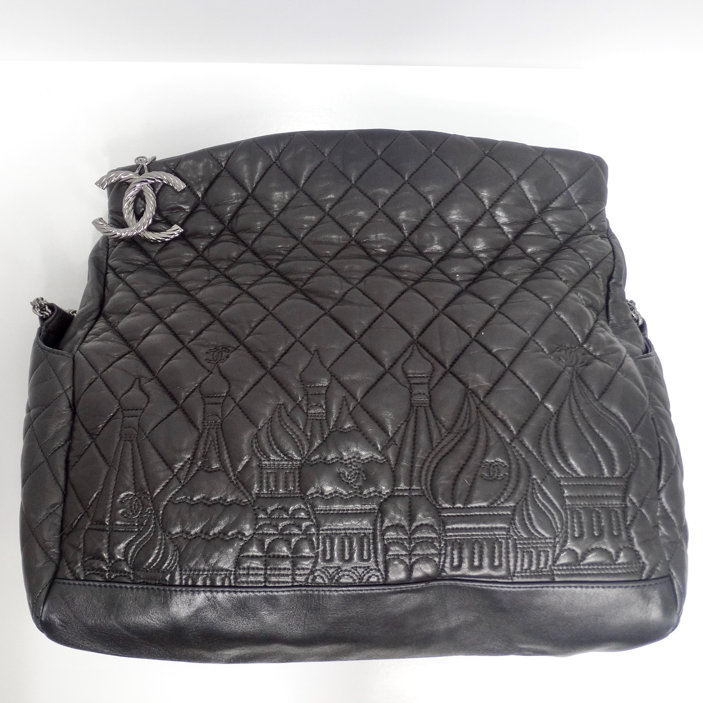Chanel Paris-Moscow Red Square Kremlin Large Shoulder Bag For Sale 4