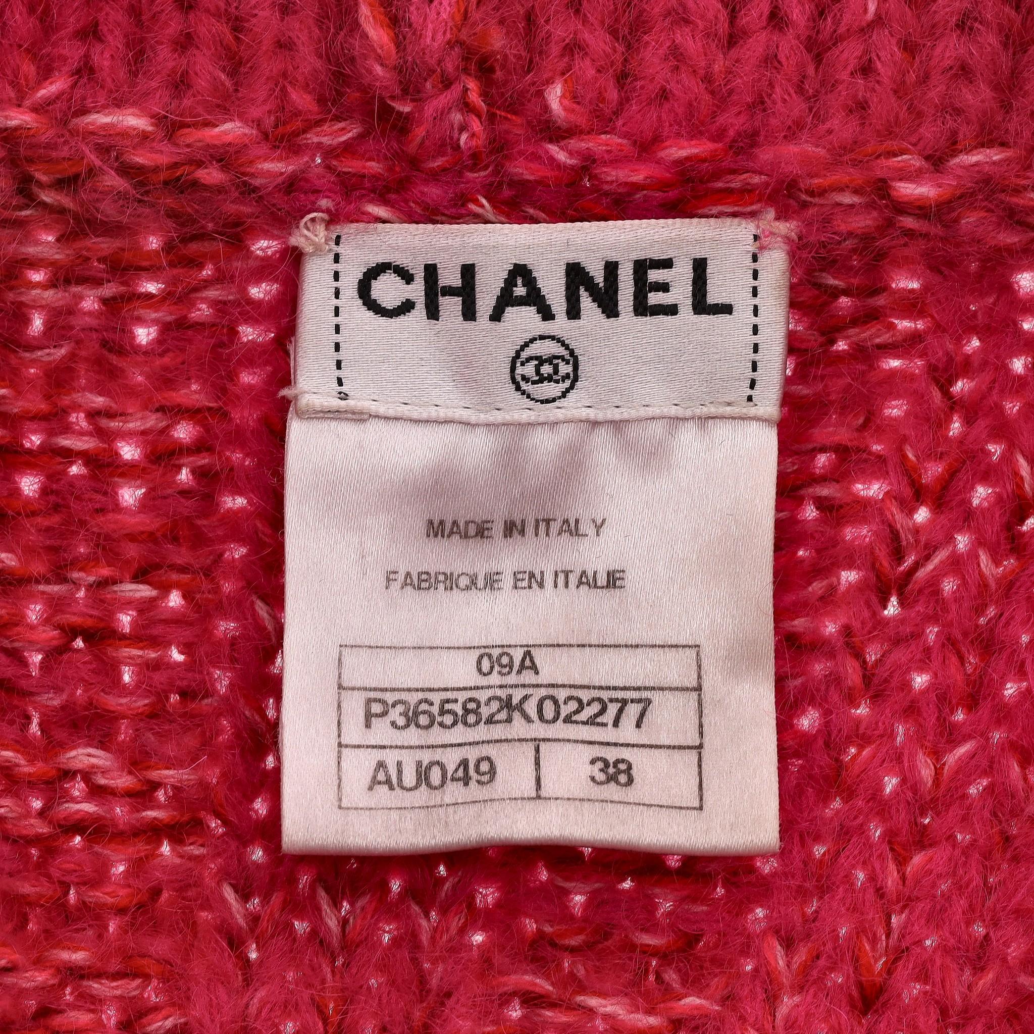 Women's or Men's Chanel Paris Moscow Wool & Mohair Cardigan/Jacket For Sale
