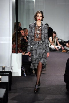 CHANEL Paris / New-York Collectors Tweed Jacket with Camellias 38 FR