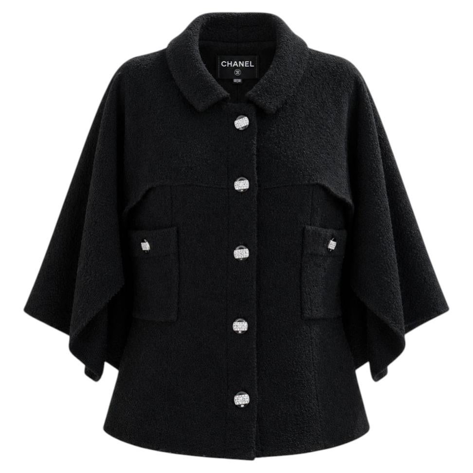 CHANEL Paris / Saint-Tropez Schwarzer Tweed Umhang Jacke 40 FR