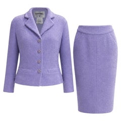 Chanel Paris / Saint-Tropez Collection Lavendel Tweed Anzug 38 FR
