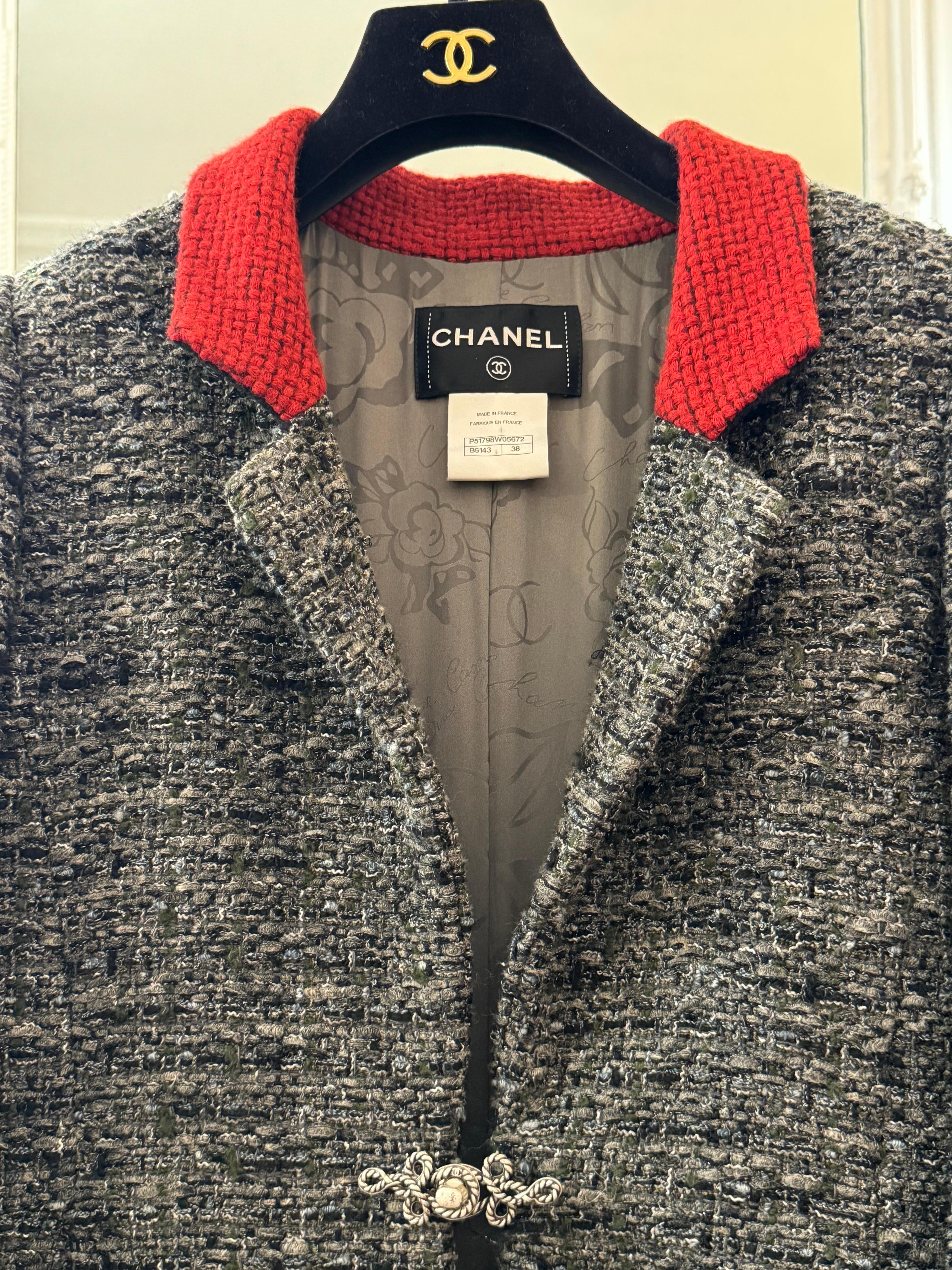 Chanel Paris Salzburg 2015 runway coat  In Excellent Condition For Sale In PARIS, FR
