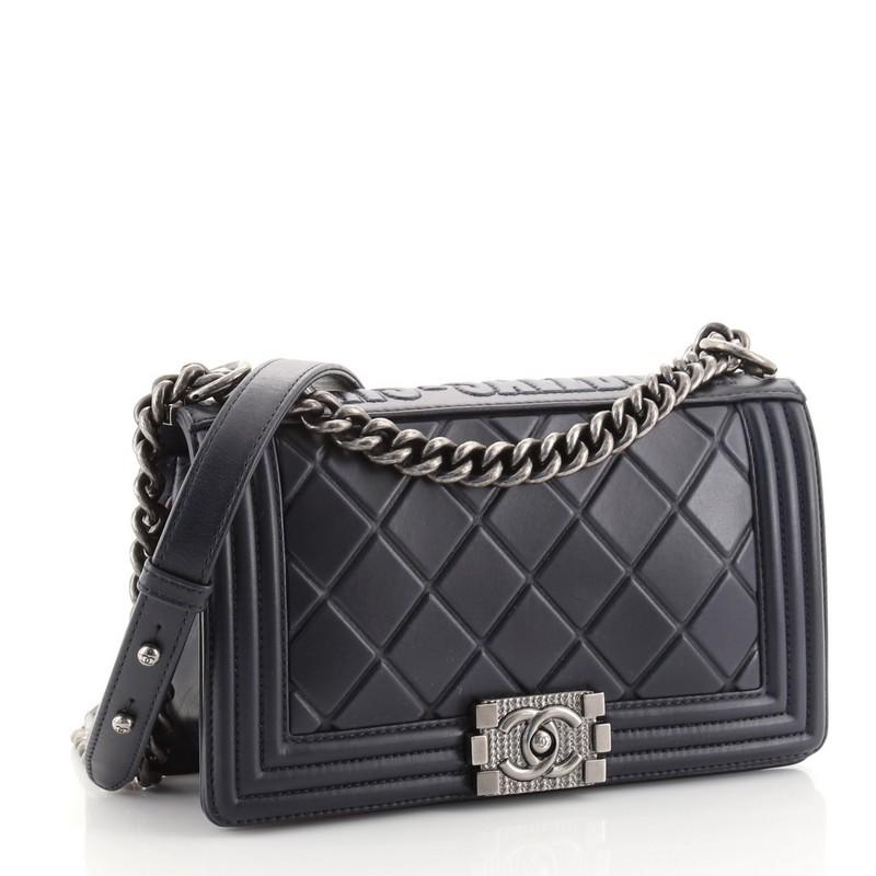Chanel Paris-Salzburg Junge Klappentasche aus geprägtem Kalbsleder Old Medium (Schwarz)