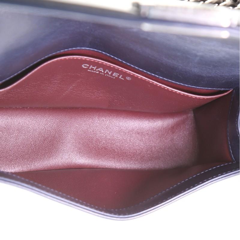 Chanel Paris-Salzburg Junge Klappentasche aus geprägtem Kalbsleder Old Medium 1