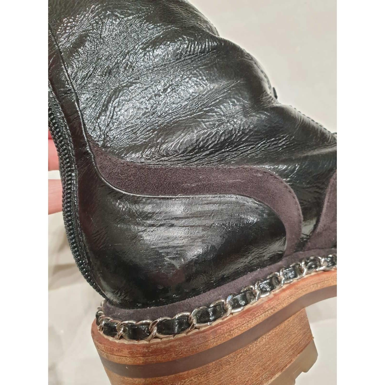 Chanel Paris-Salzburg Stivali sopra il ginocchio in pelle scamosciata marrone Sz.36 in vendita 5