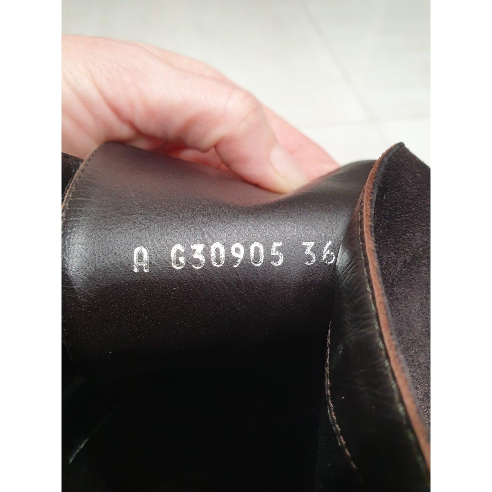 Chanel Paris-Salzburg Stivali sopra il ginocchio in pelle scamosciata marrone Sz.36 in vendita 3