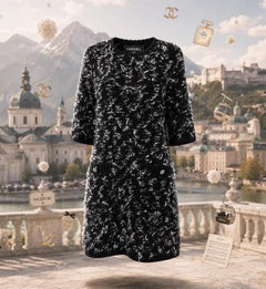 CHANEL Paris / SALZBURG CC Buttons Fluffy Boucle Dress 36 FR