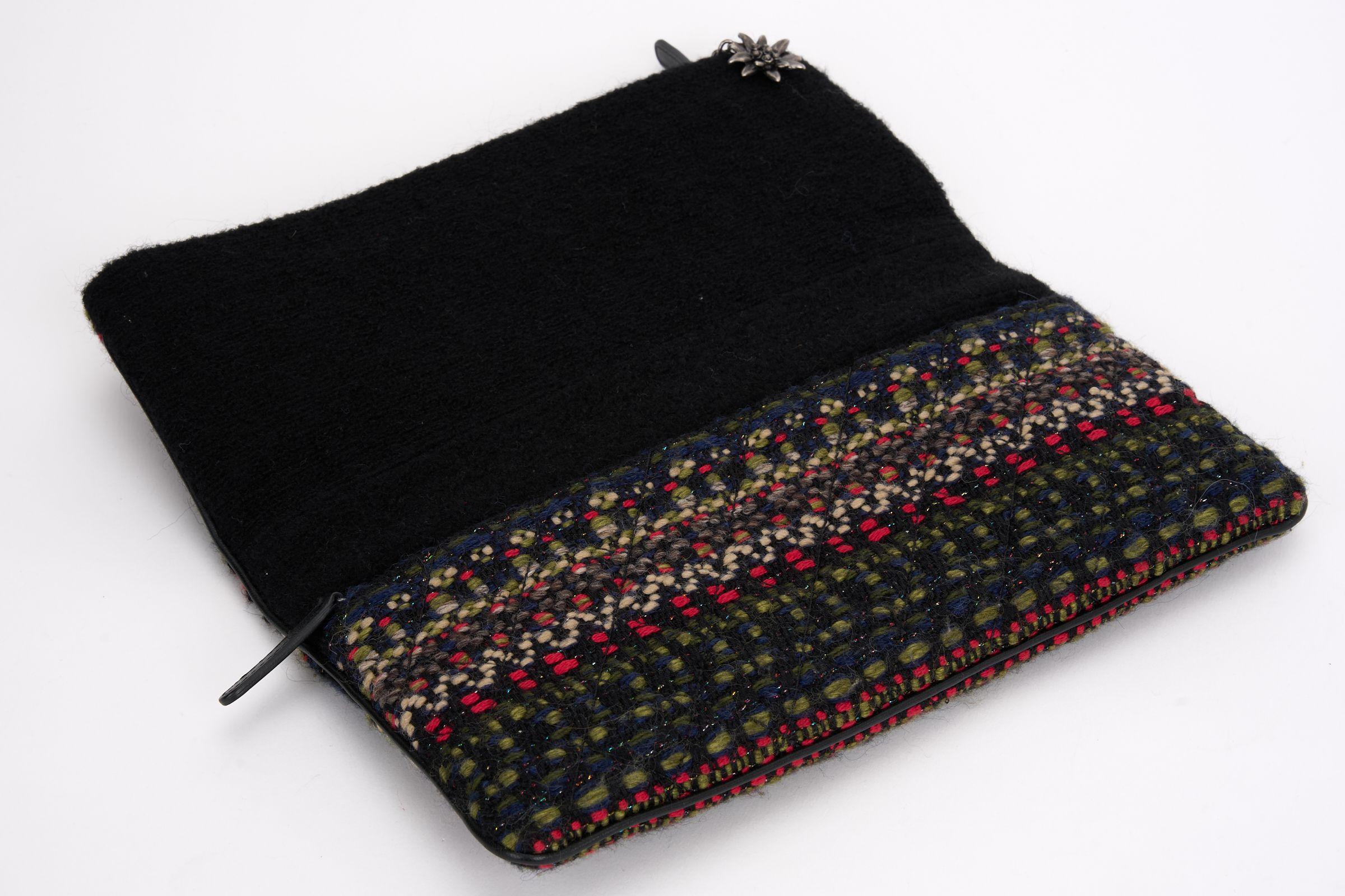 Women's Chanel Paris-Salzburg Edelweiss Clutch For Sale