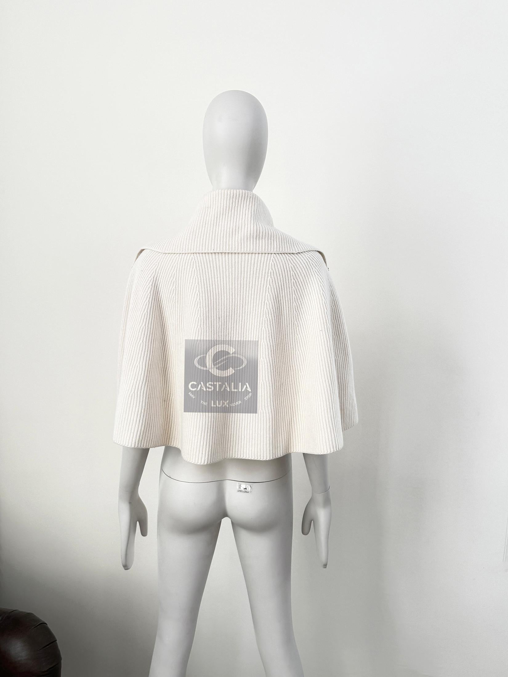 Chanel Paris / Salzburg Gripoix Buttons Cape 40 FR For Sale 2