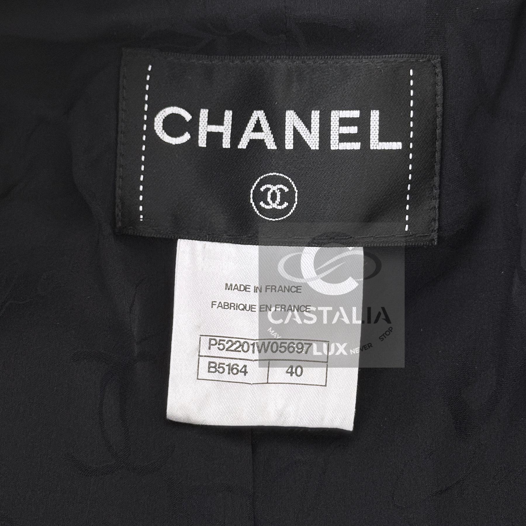 CHANEL Paris / Salzburg Hahnentritt-Tweedjacke 40 FR im Angebot 9