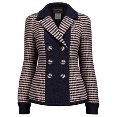 CHANEL Paris / Salzburg Houndstooth Tweed Jacket 40 FR