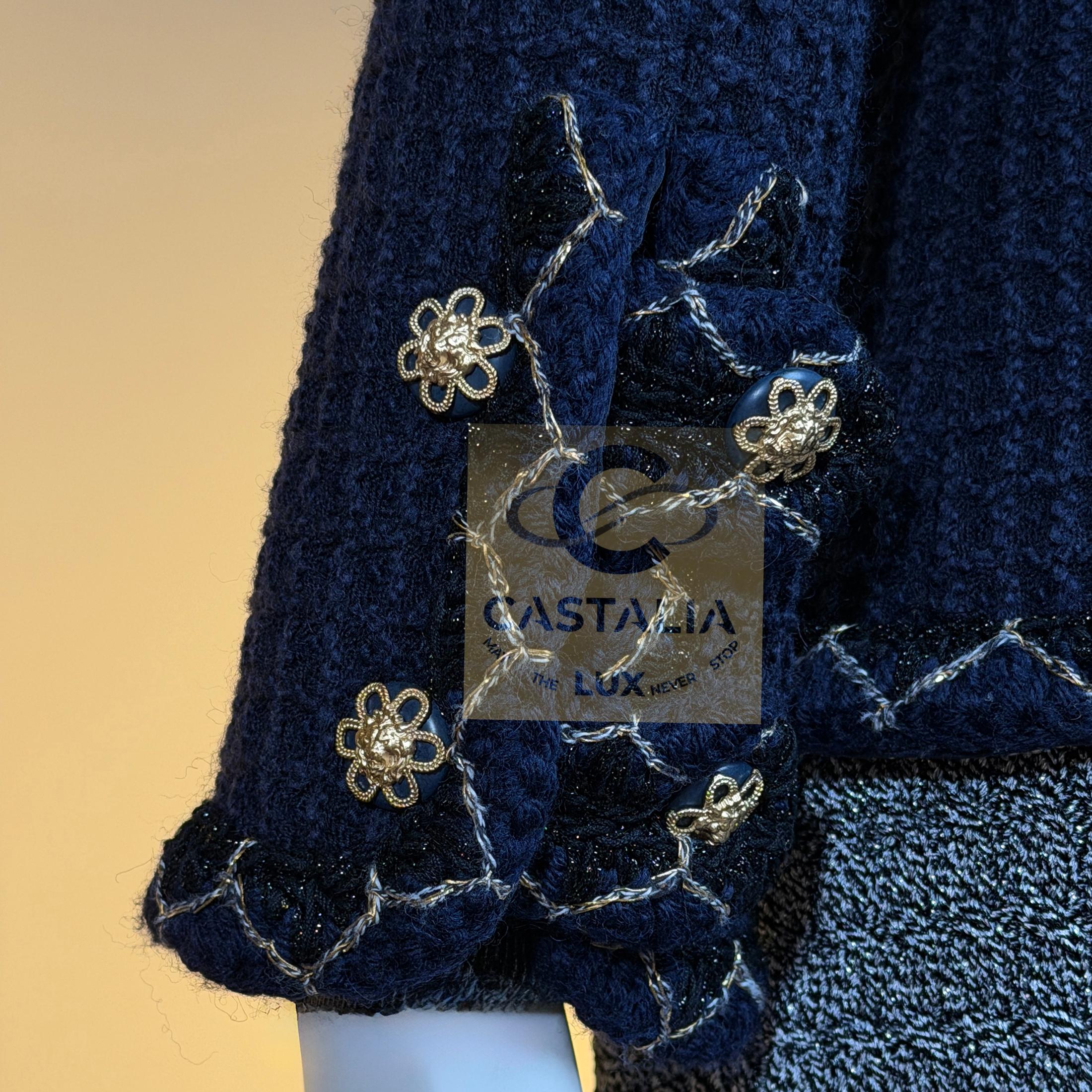 CHANEL París / SALZBURGO Cazadora Imperial Chaqueta de tweed icónica 34 FR en venta 6