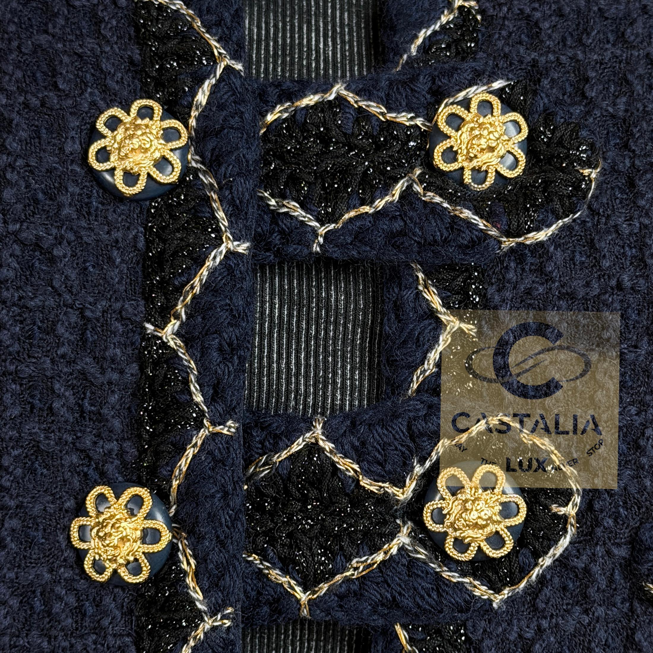 CHANEL París / SALZBURGO Cazadora Imperial Chaqueta de tweed icónica 34 FR en venta 3