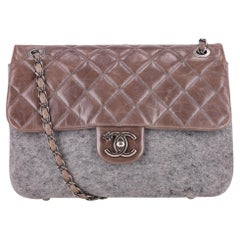 Chanel Paris-Salzburg Métiers d'Art Edelweiss Medium Flap Bag