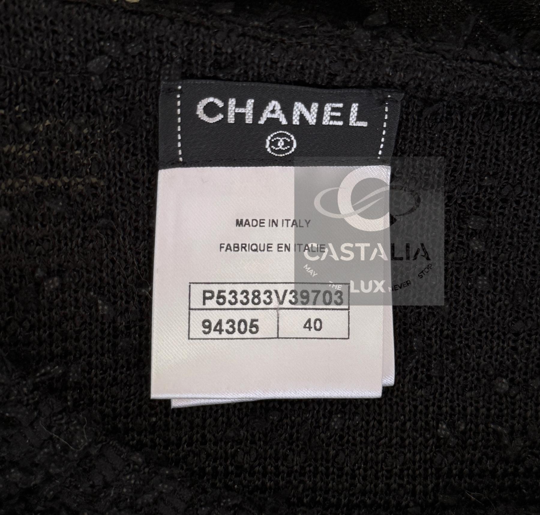 CHANEL Paris / Seoul Black Lesage Tweed Jumper 40 FR For Sale 11