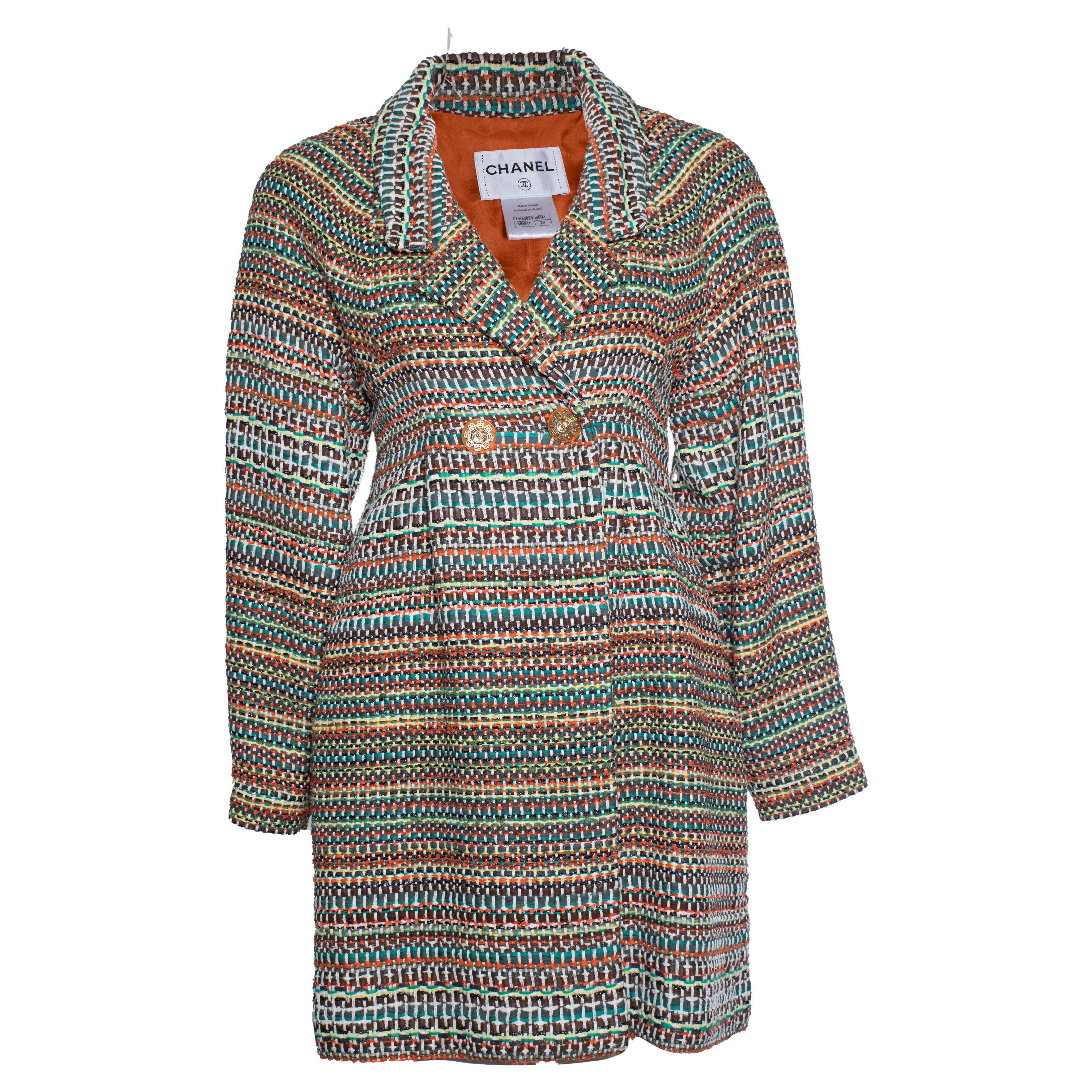 Chanel, Paris Seoul double breasted tweed coat in multicolour en vente