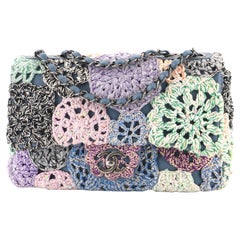 Chanel Paris-Seoul Borsa con patta in pelle di agnello e uncinetto Media