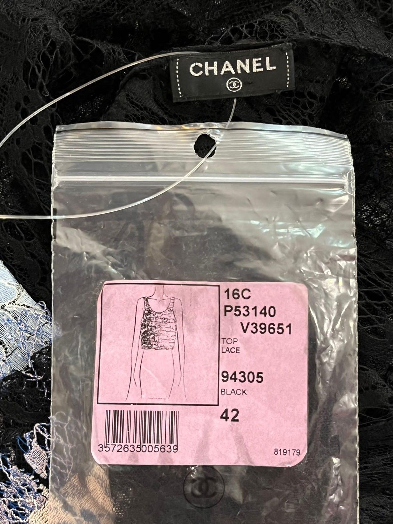 Chanel Paris - Haut en dentelle de Séoul en vente 1