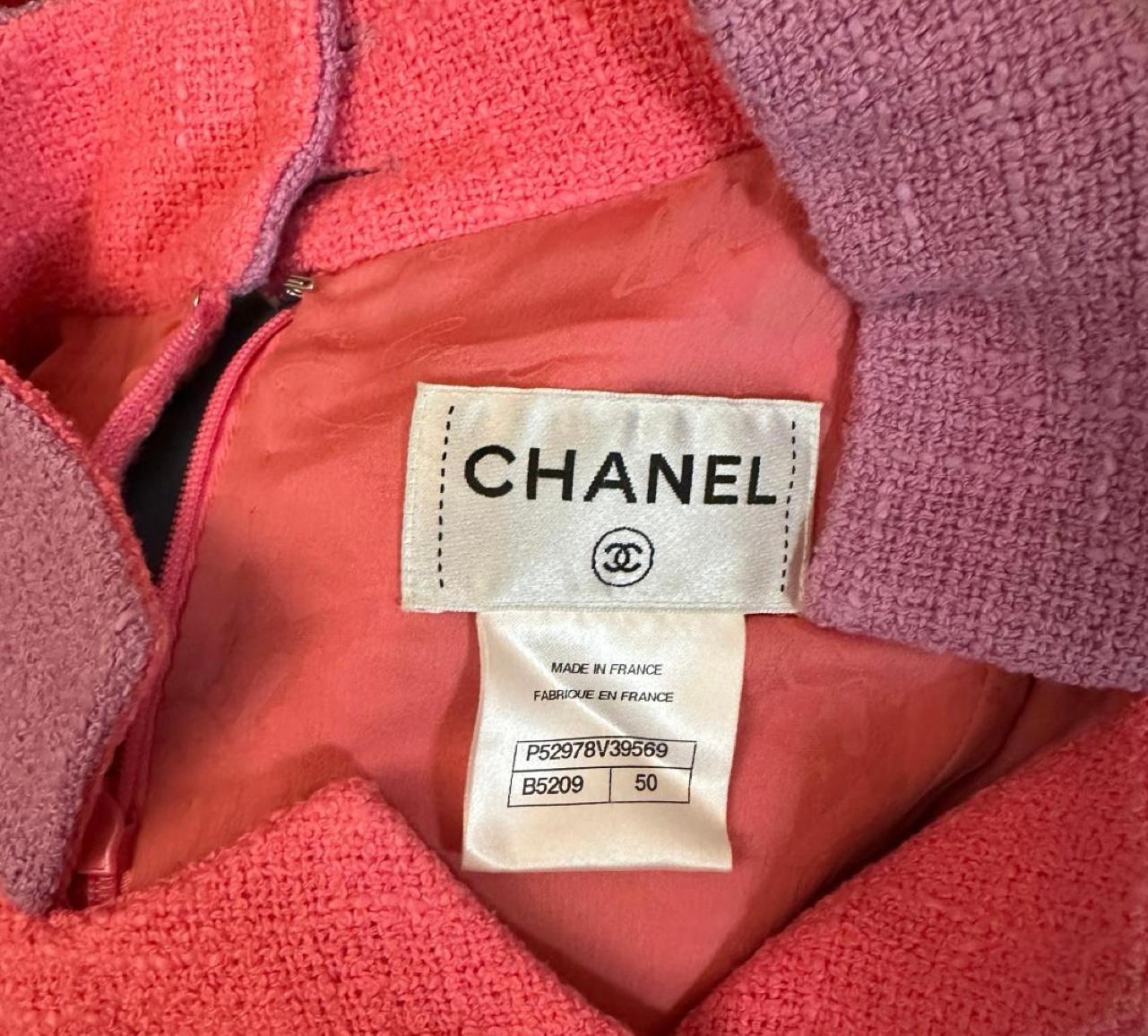 Chanel Paris / Seoul Runway Tweed Dress For Sale 3