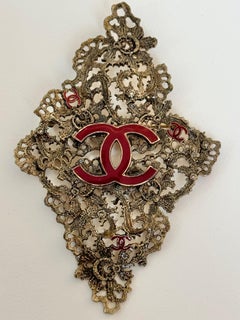 Chanel Paris Shanghai 2010 brooch