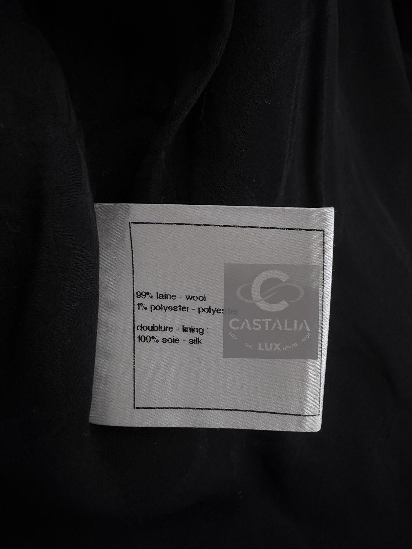 Chanel Paris / Shanghai Black Shimmering Tweed Jacket 38 FR 12