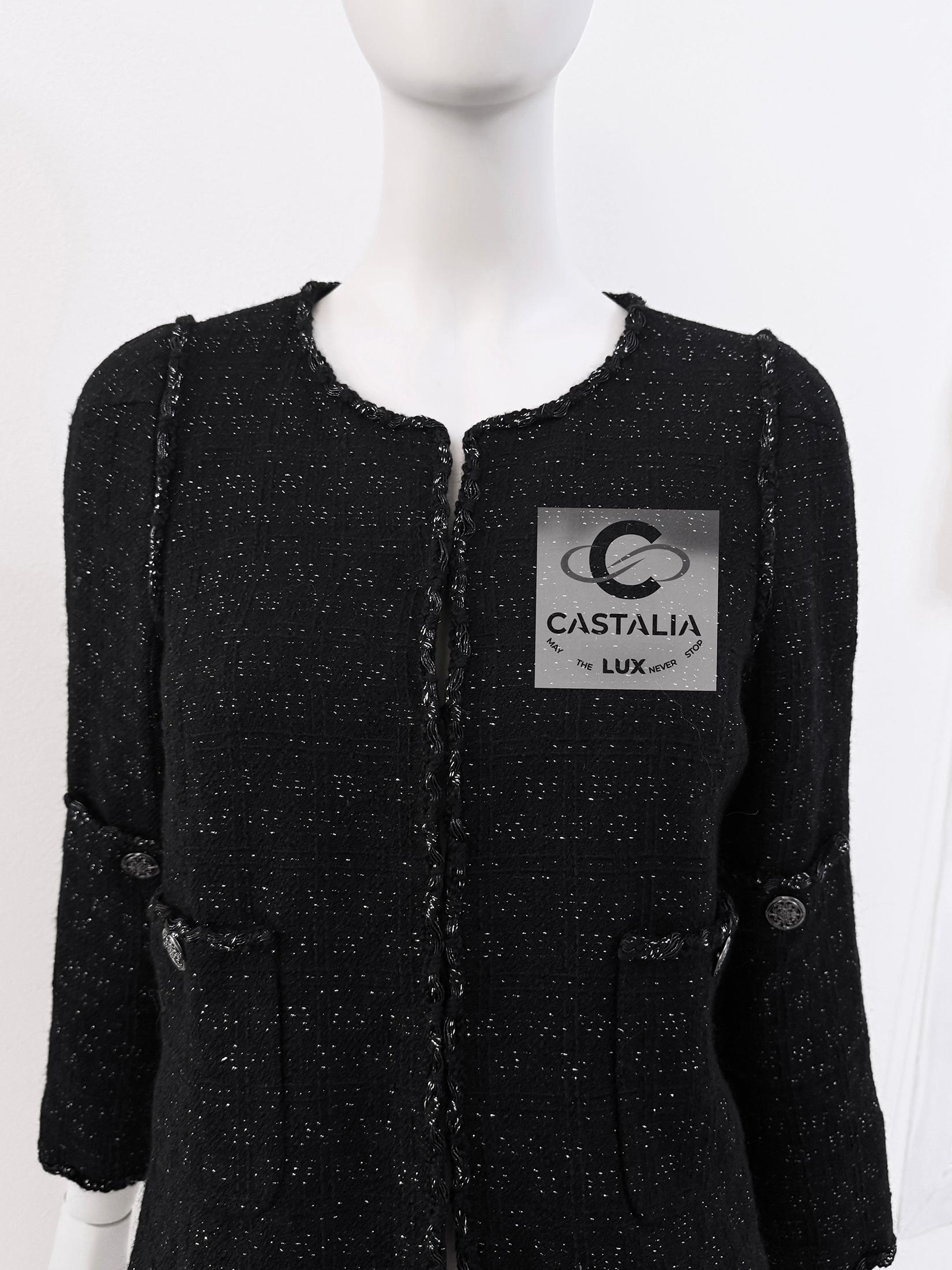 Chanel Paris / Shanghai Black Shimmering Tweed Jacket 38 FR For Sale 1