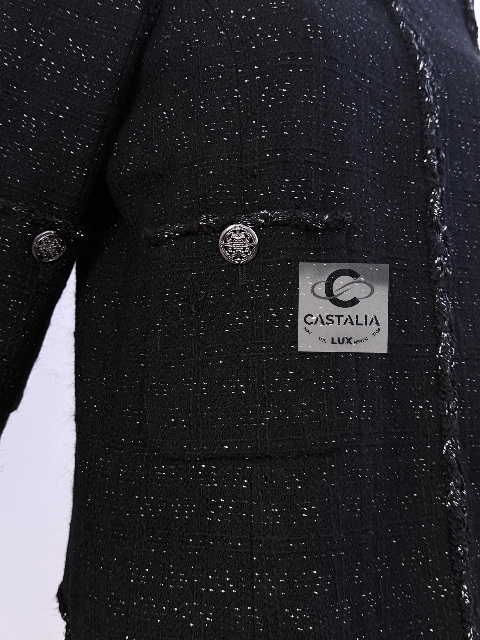 Chanel Paris / Shanghai Black Shimmering Tweed Jacket 38 FR For Sale 2