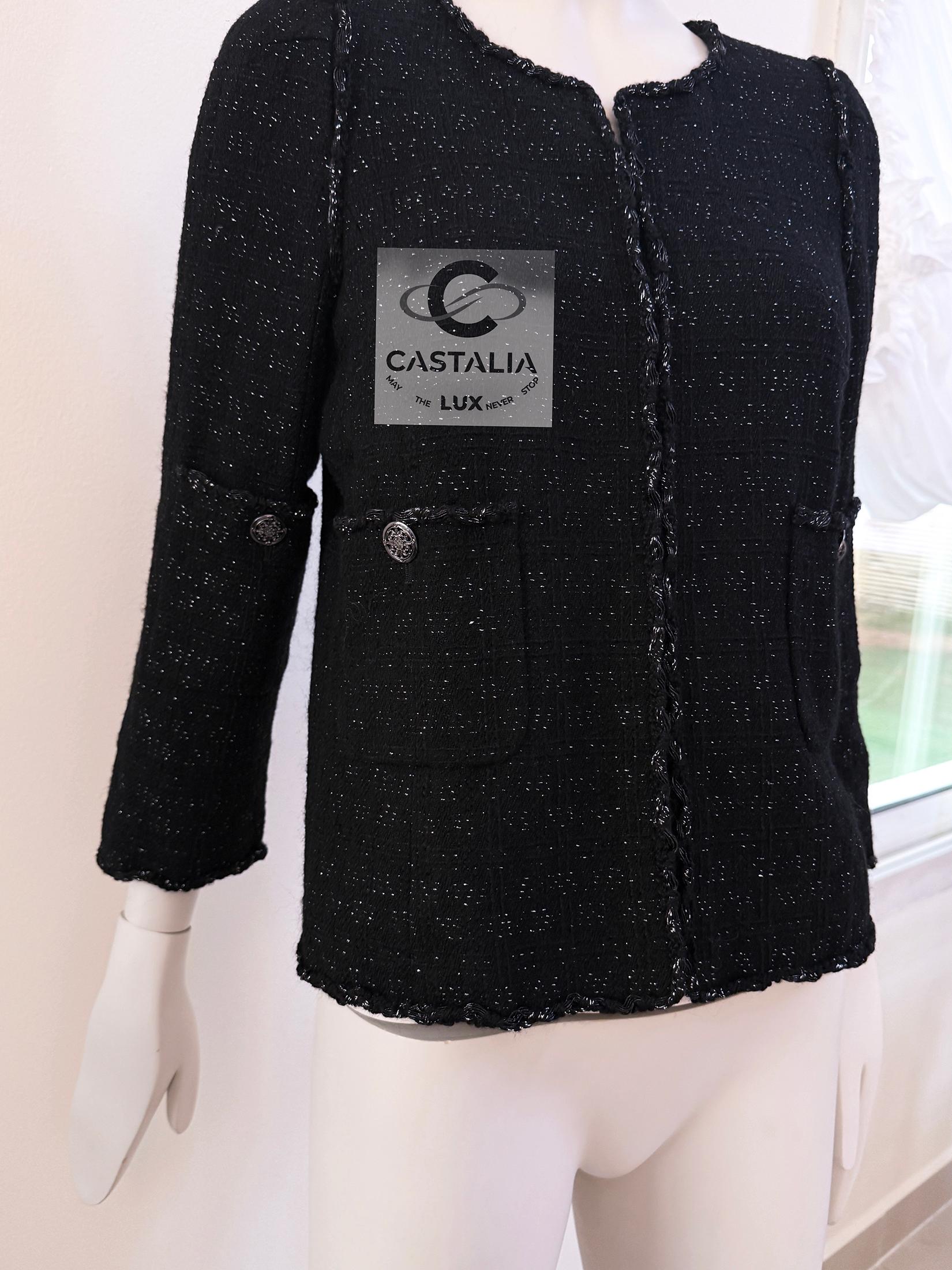 Chanel Paris / Shanghai Black Shimmering Tweed Jacket 38 FR For Sale 4