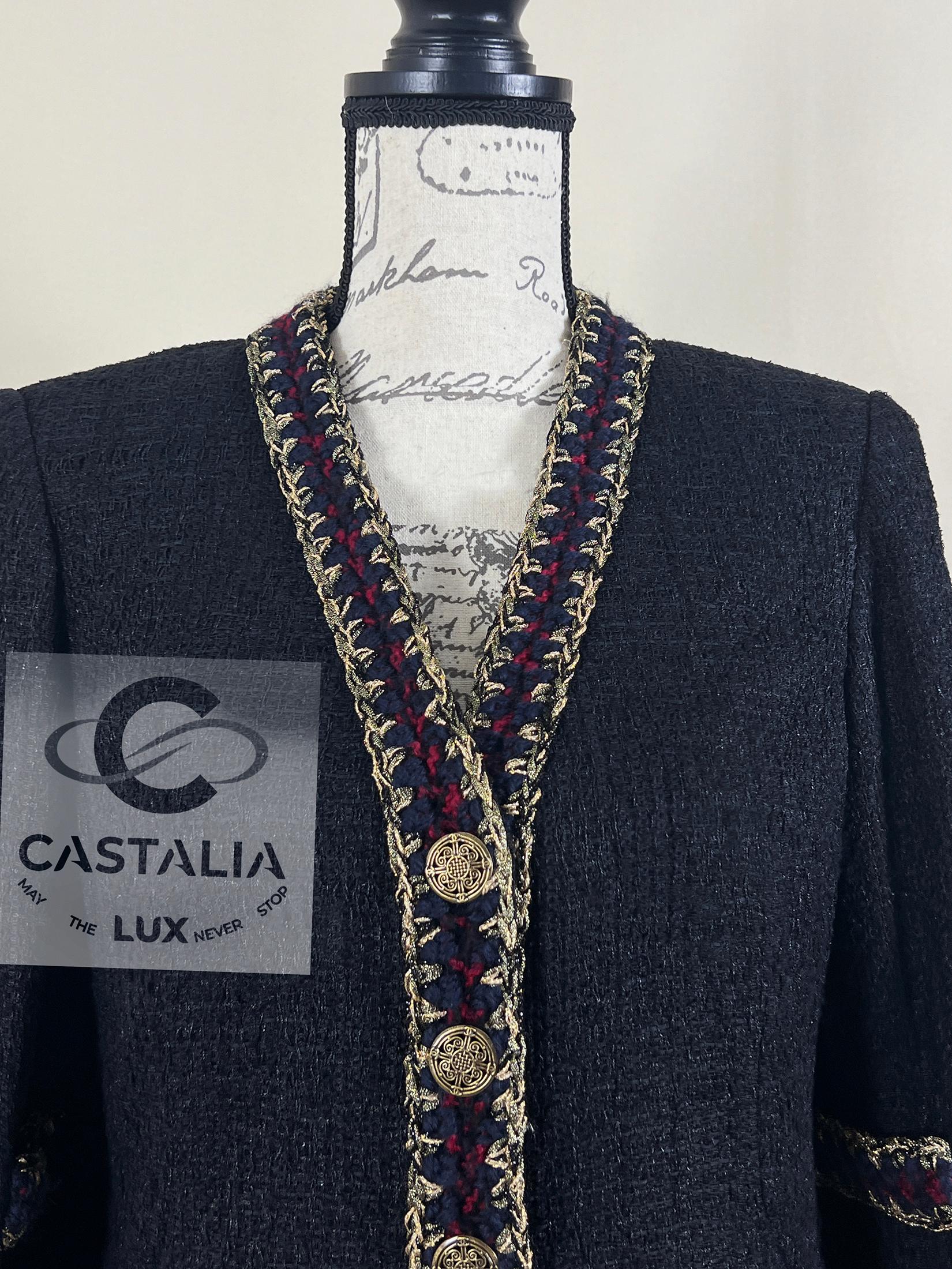 Chanel París / Shanghai CC Buttons Chaqueta de tweed negro 36 FR en venta 7